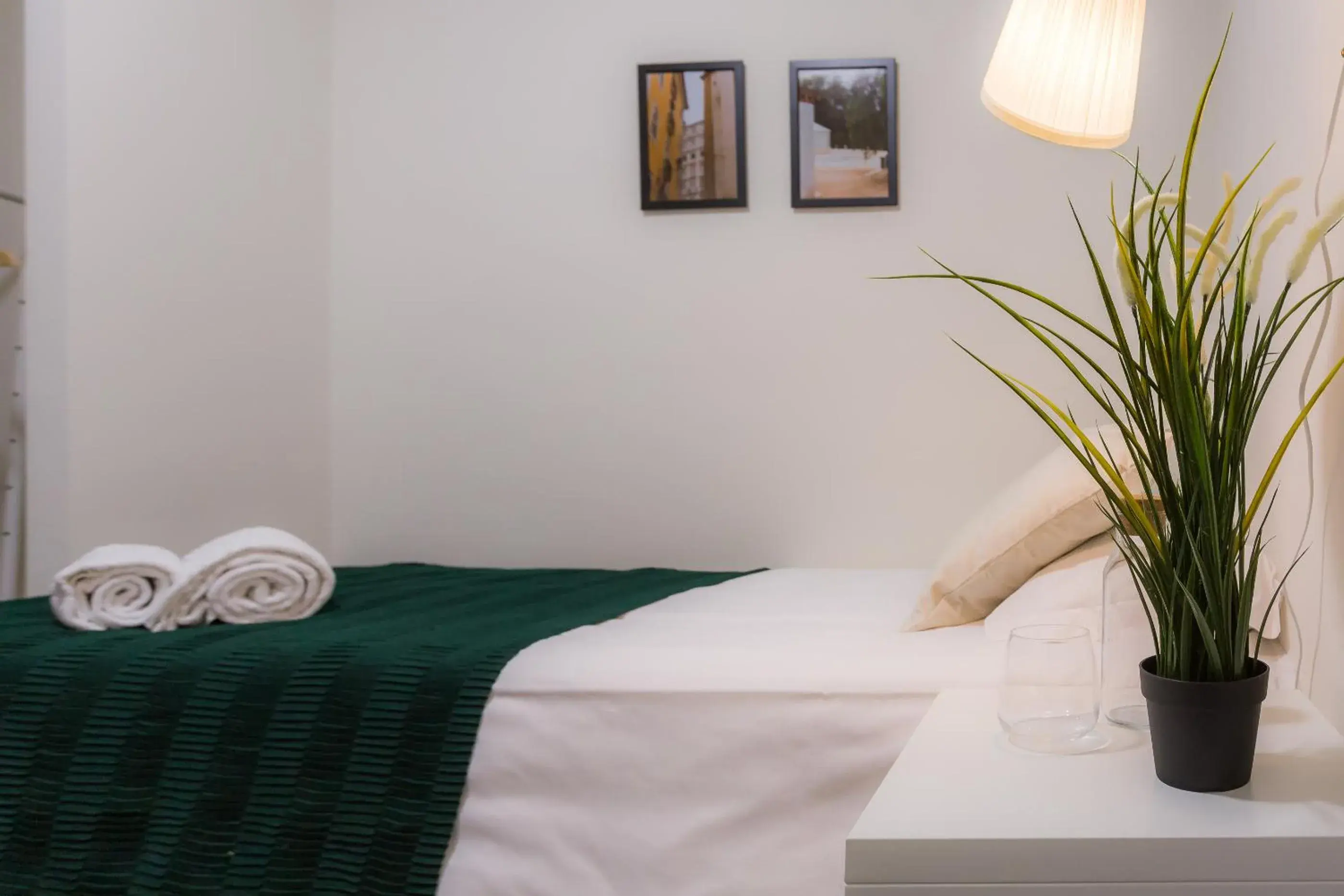 Triple Room with Private External Bathroom - single occupancy in Epic Days Guest House Triple Room with Private External Bathroom - single occupancy in Epic Days Guest House