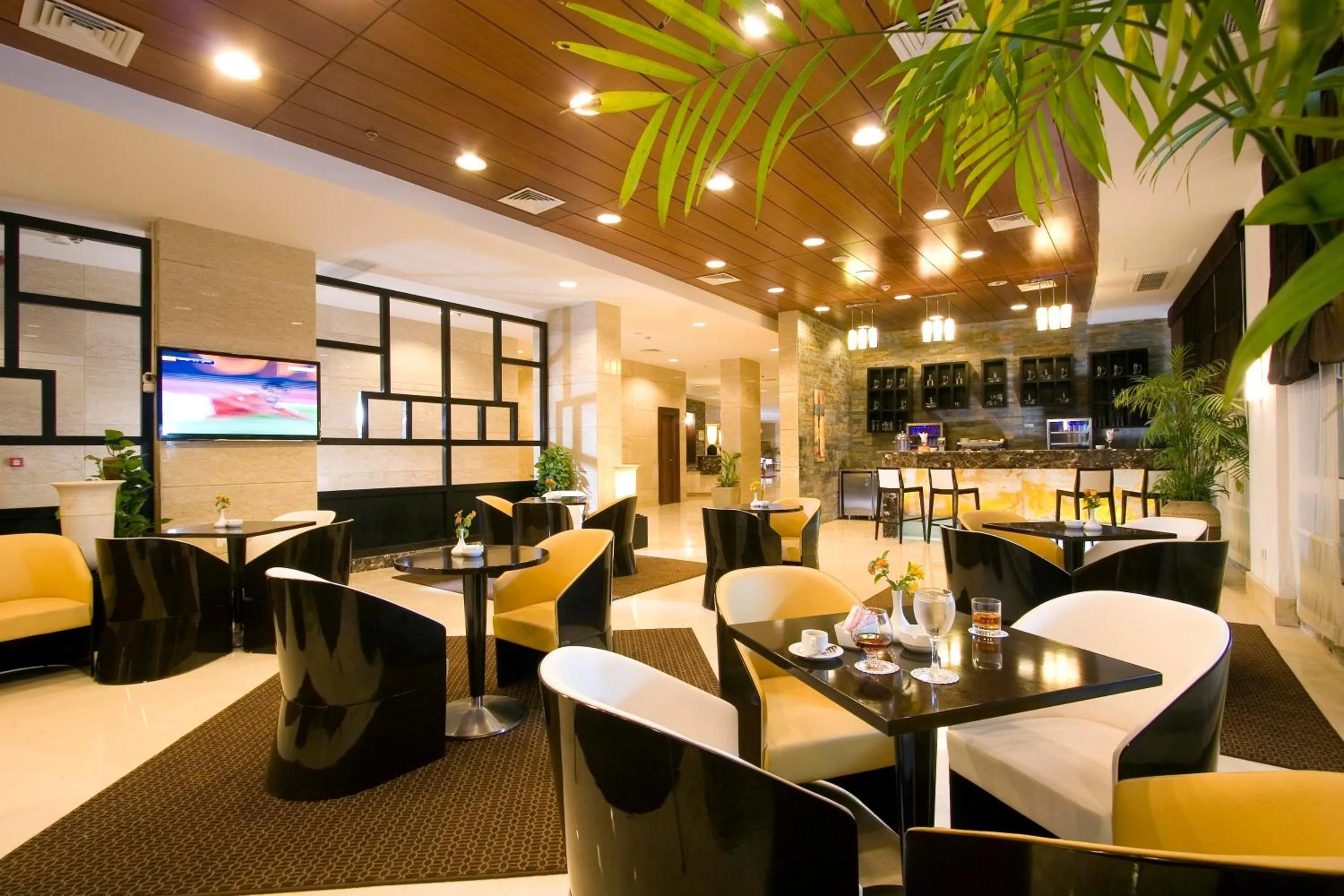 Lounge or bar in Swiss Inn Teda Hotel & Aqua Park