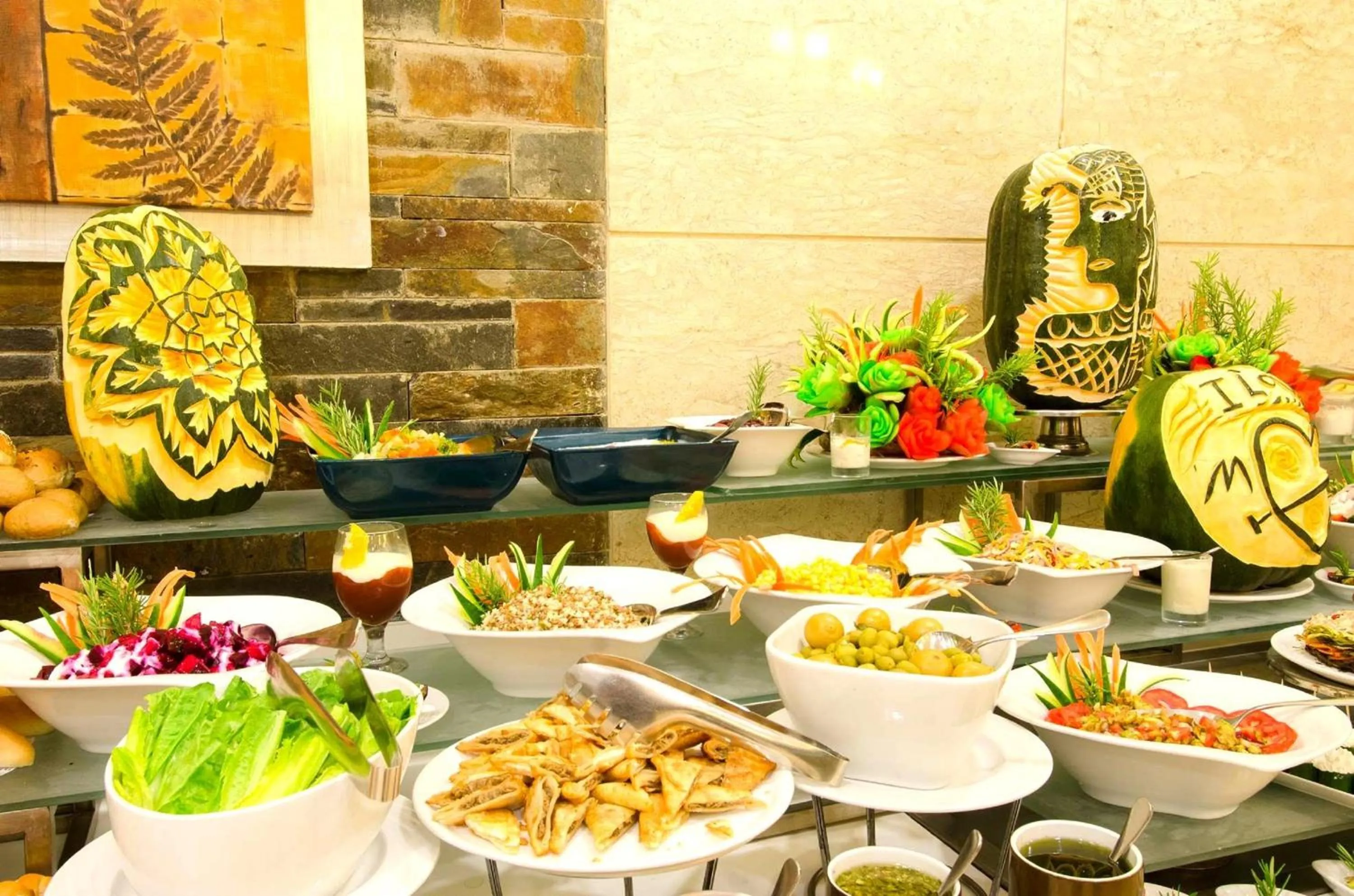 Food in Swiss Inn Teda Hotel & Aqua Park