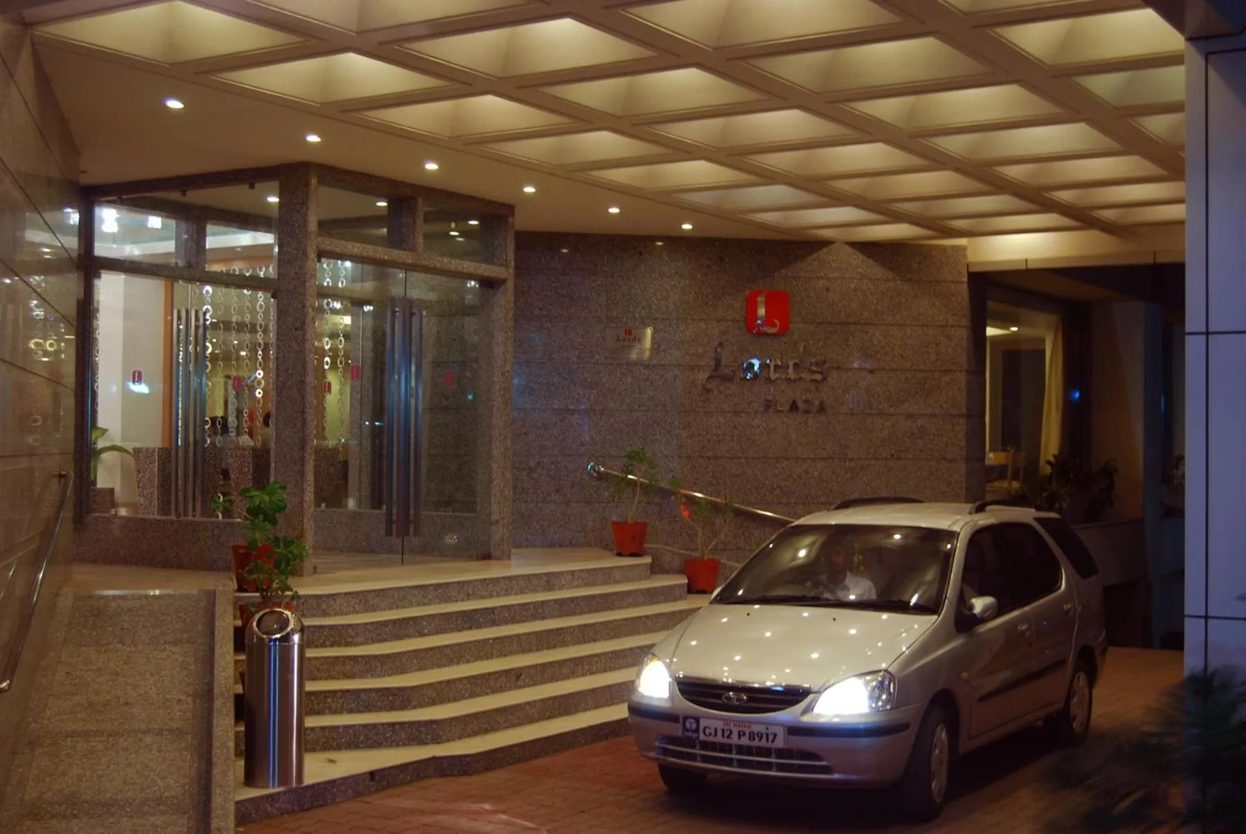 Facade/entrance in Lords Plaza Ankleshwar