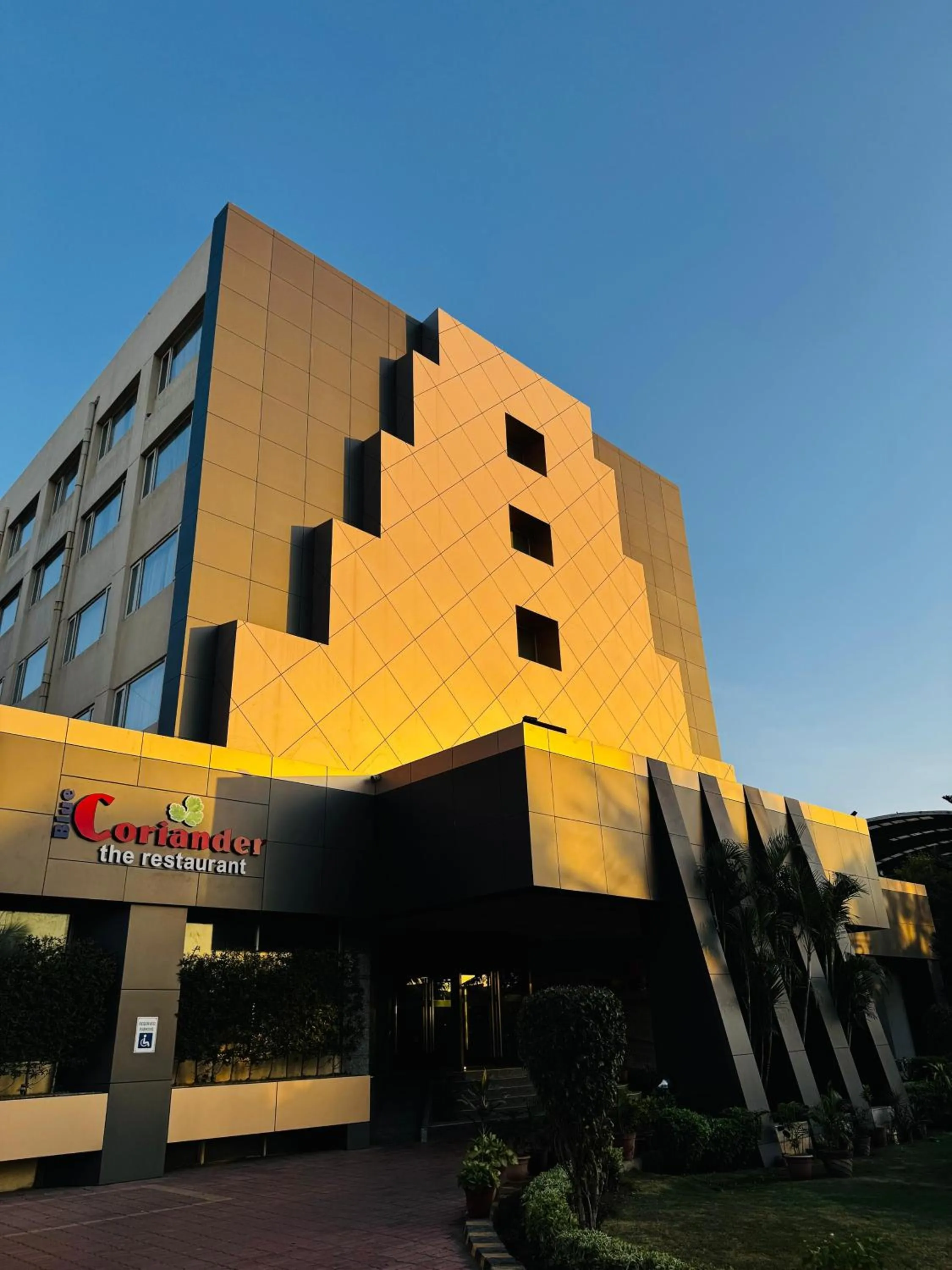 Property building in Lords Plaza Ankleshwar