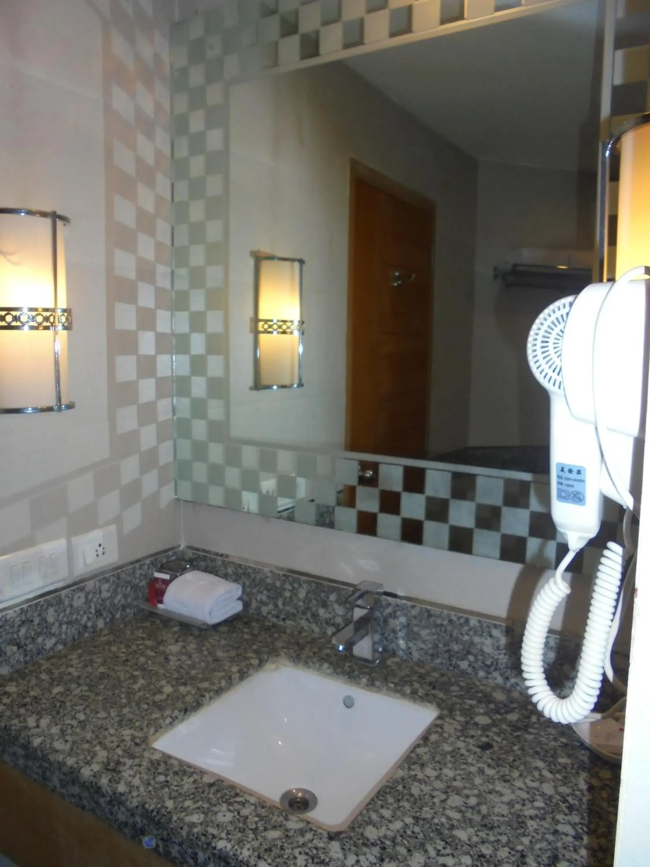 Club Double or Twin Room - single occupancy in Lords Plaza Ankleshwar Club Double or Twin Room - single occupancy in Lords Plaza Ankleshwar