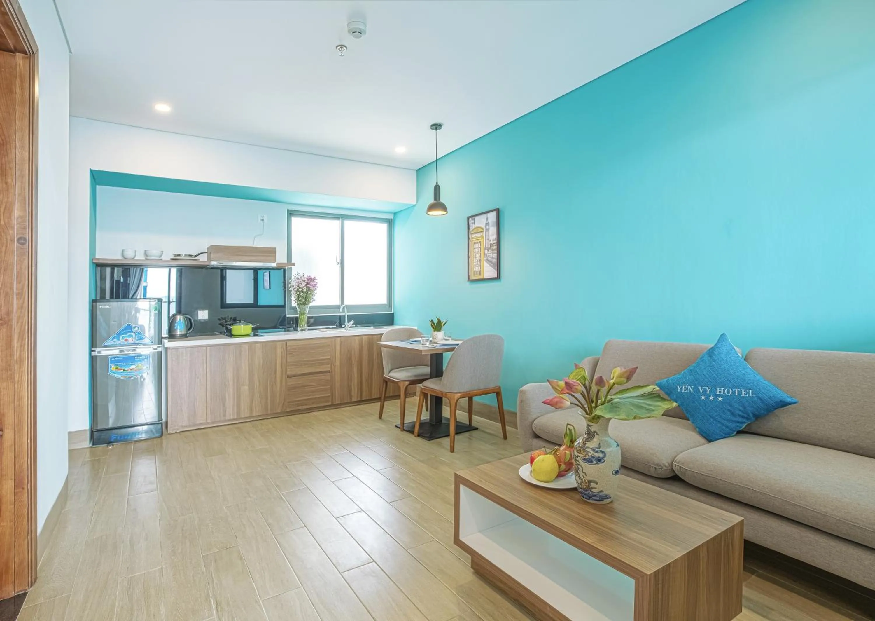 Kitchen or kitchenette in Yen Vy Hotel and Apartment