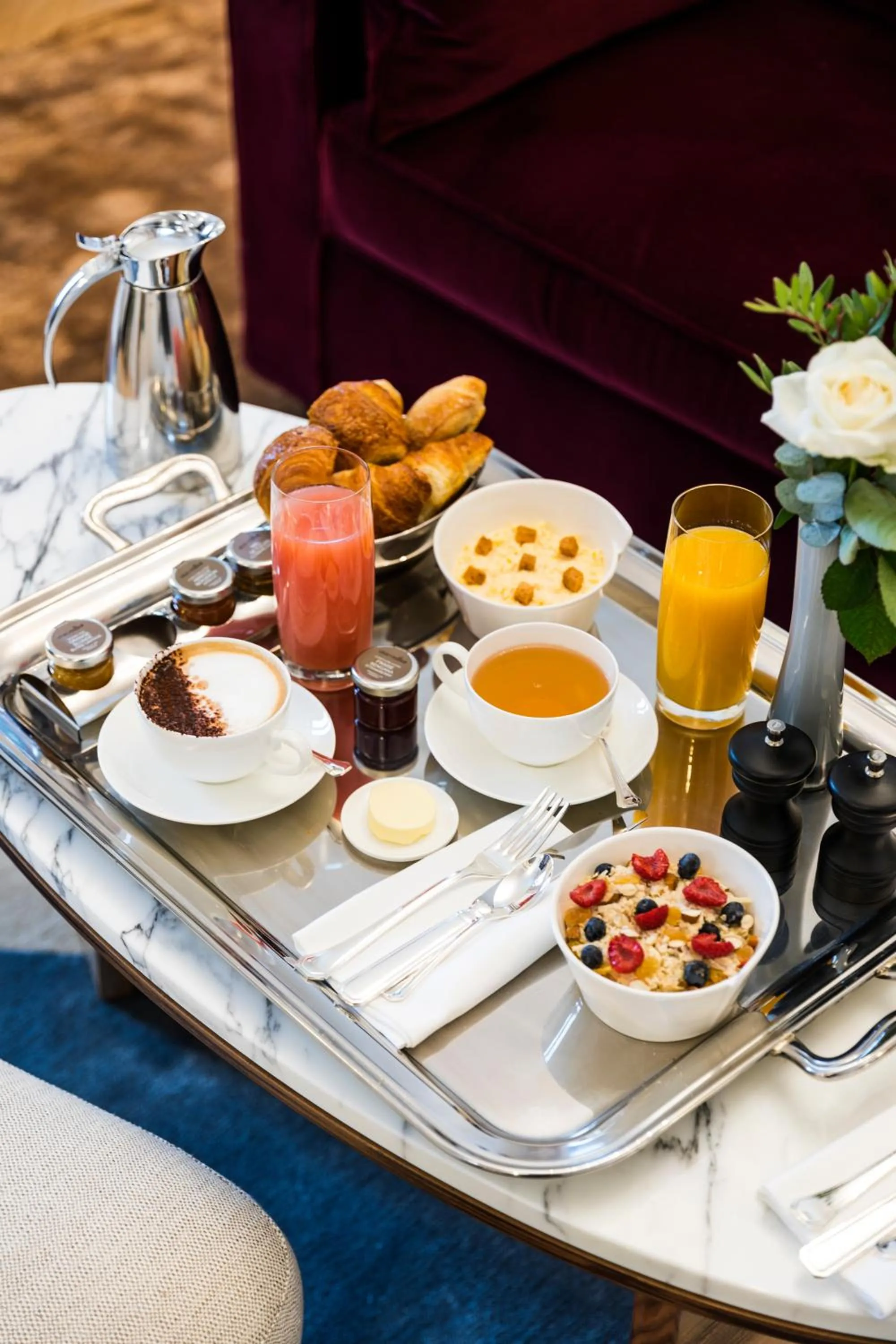 Breakfast in Grand Powers Hotel