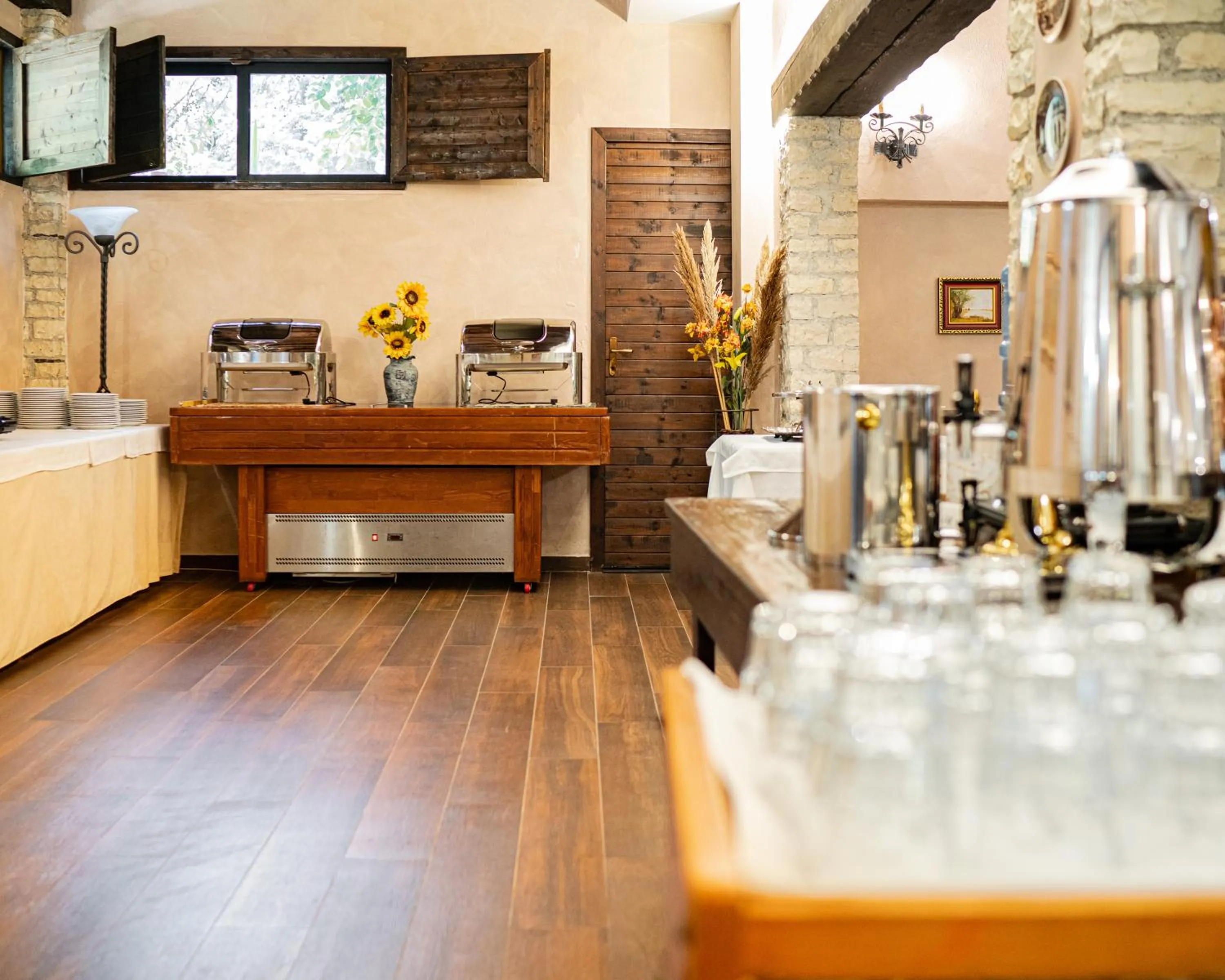 Buffet breakfast in Vila Belvedere