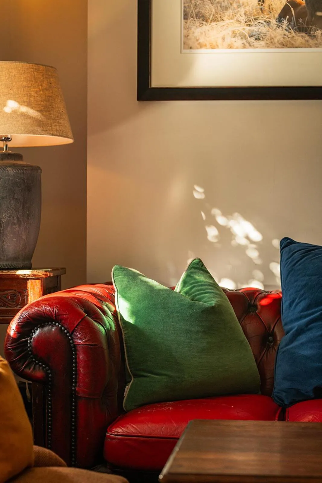 Lounge or bar in The Stag and Huntsman at Hambleden