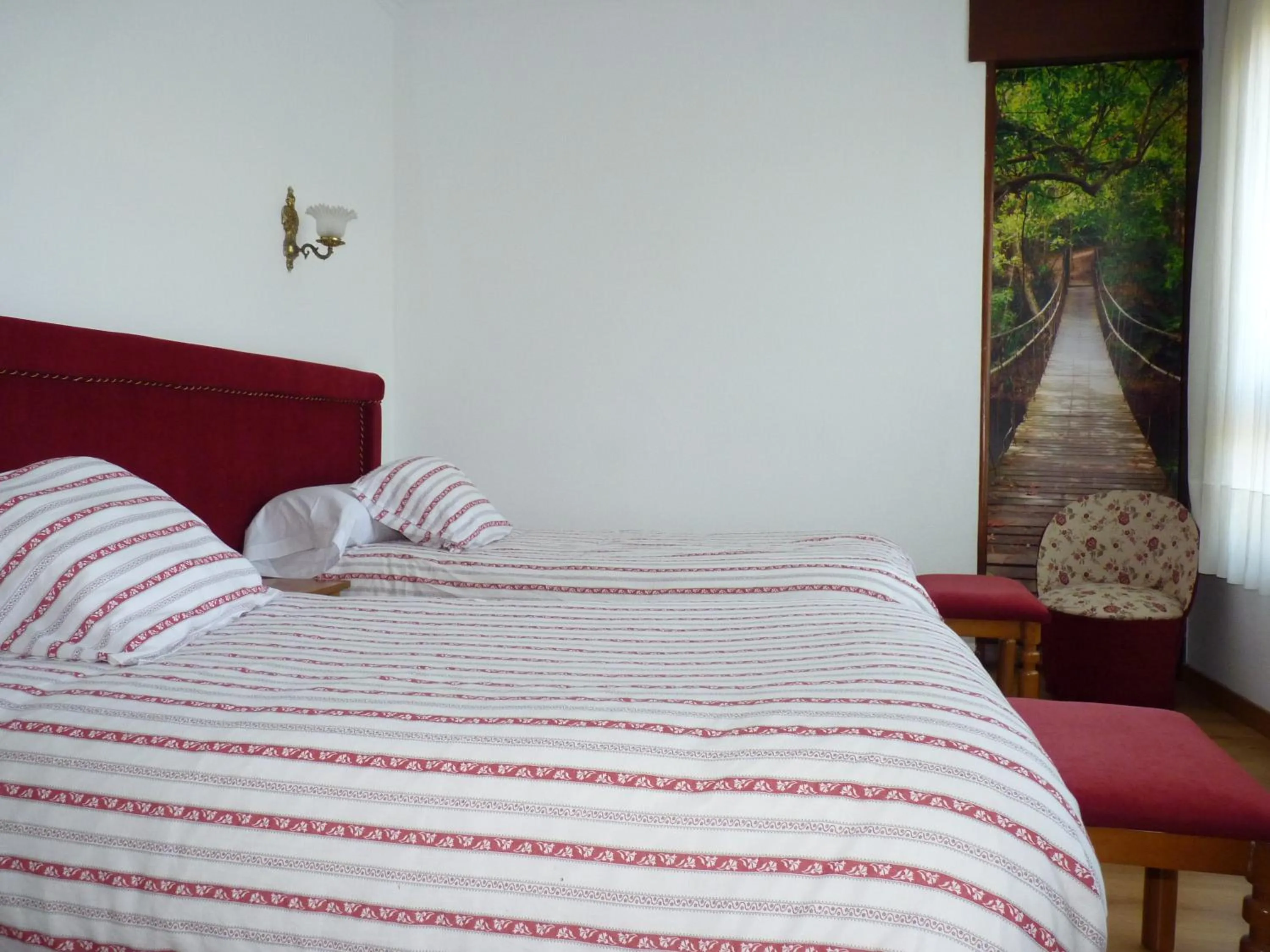Photo of the whole room, Bed in Hotel España