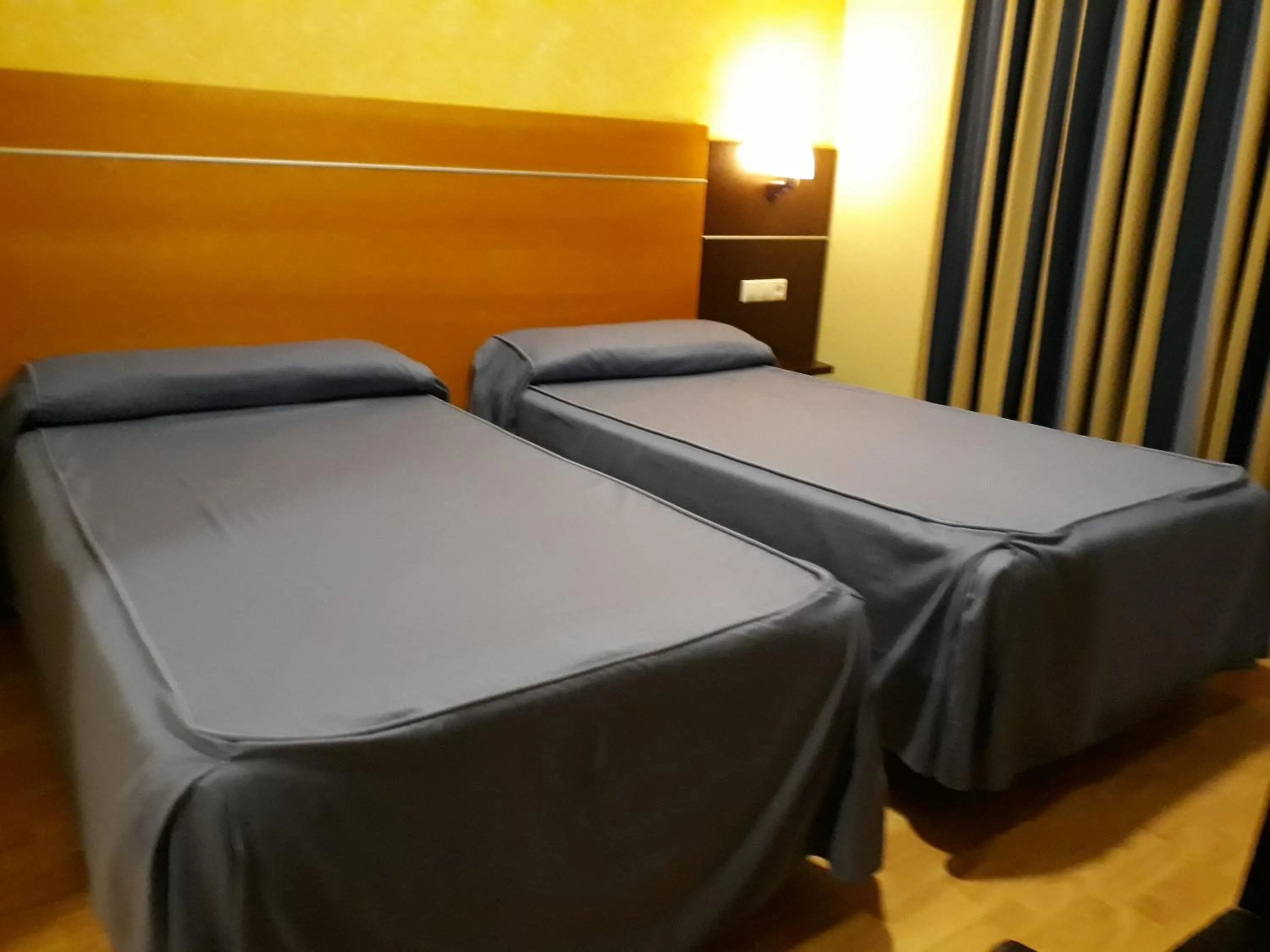 Bed in Hotel Alfageme