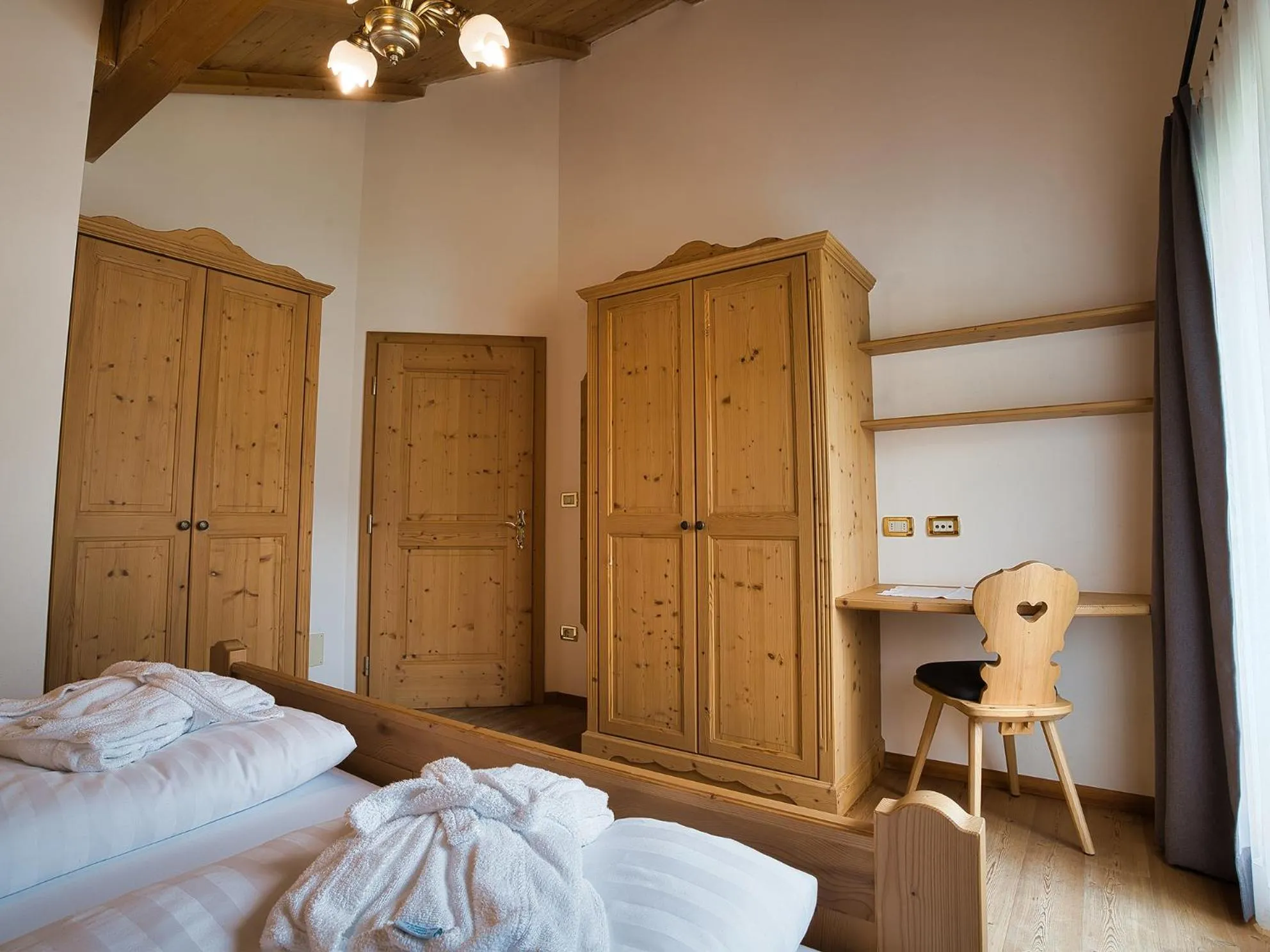 Bedroom, Bed in Hotel Monte44