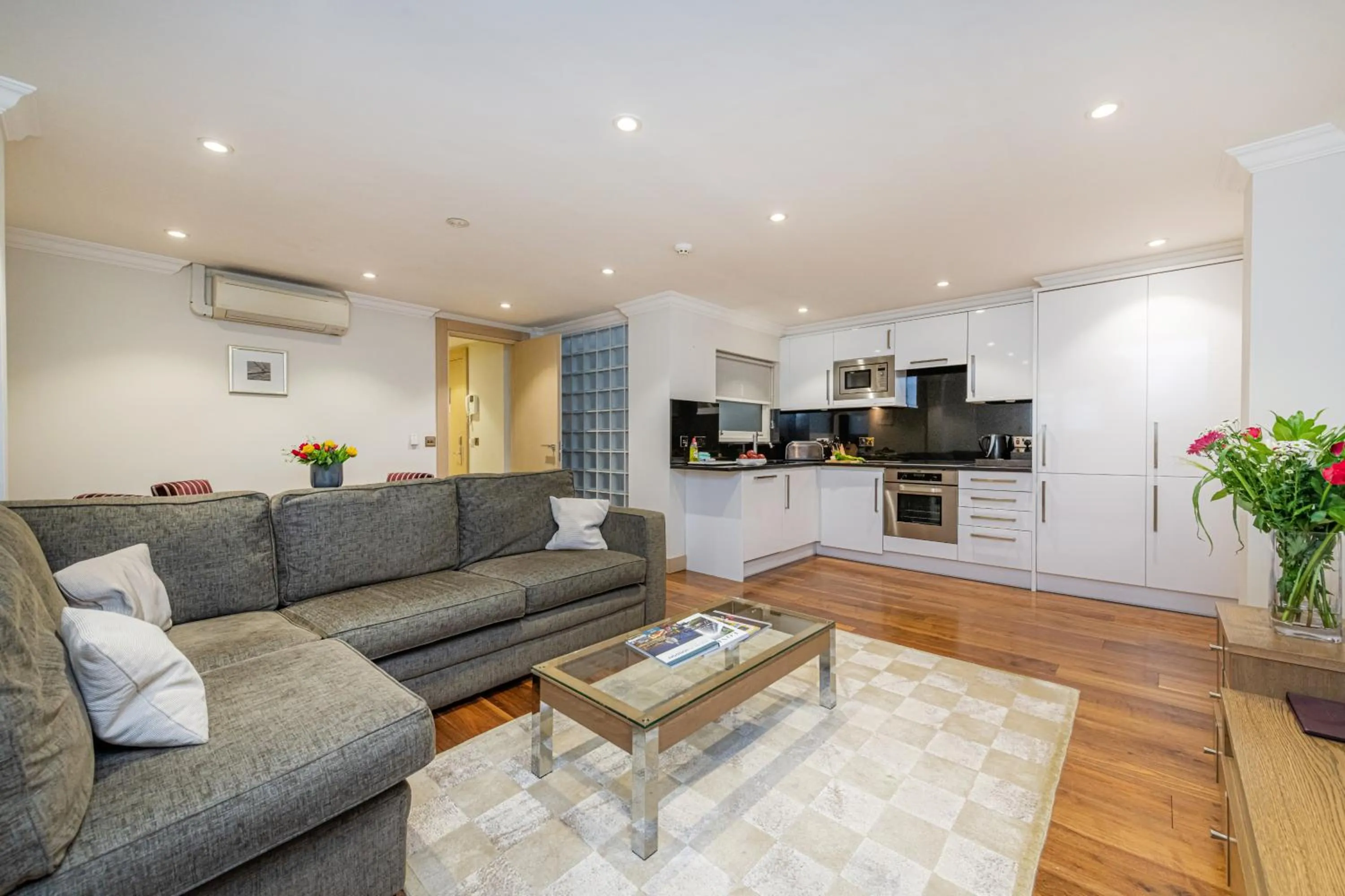 Seating area in Claverley Court Apartments Knightsbridge