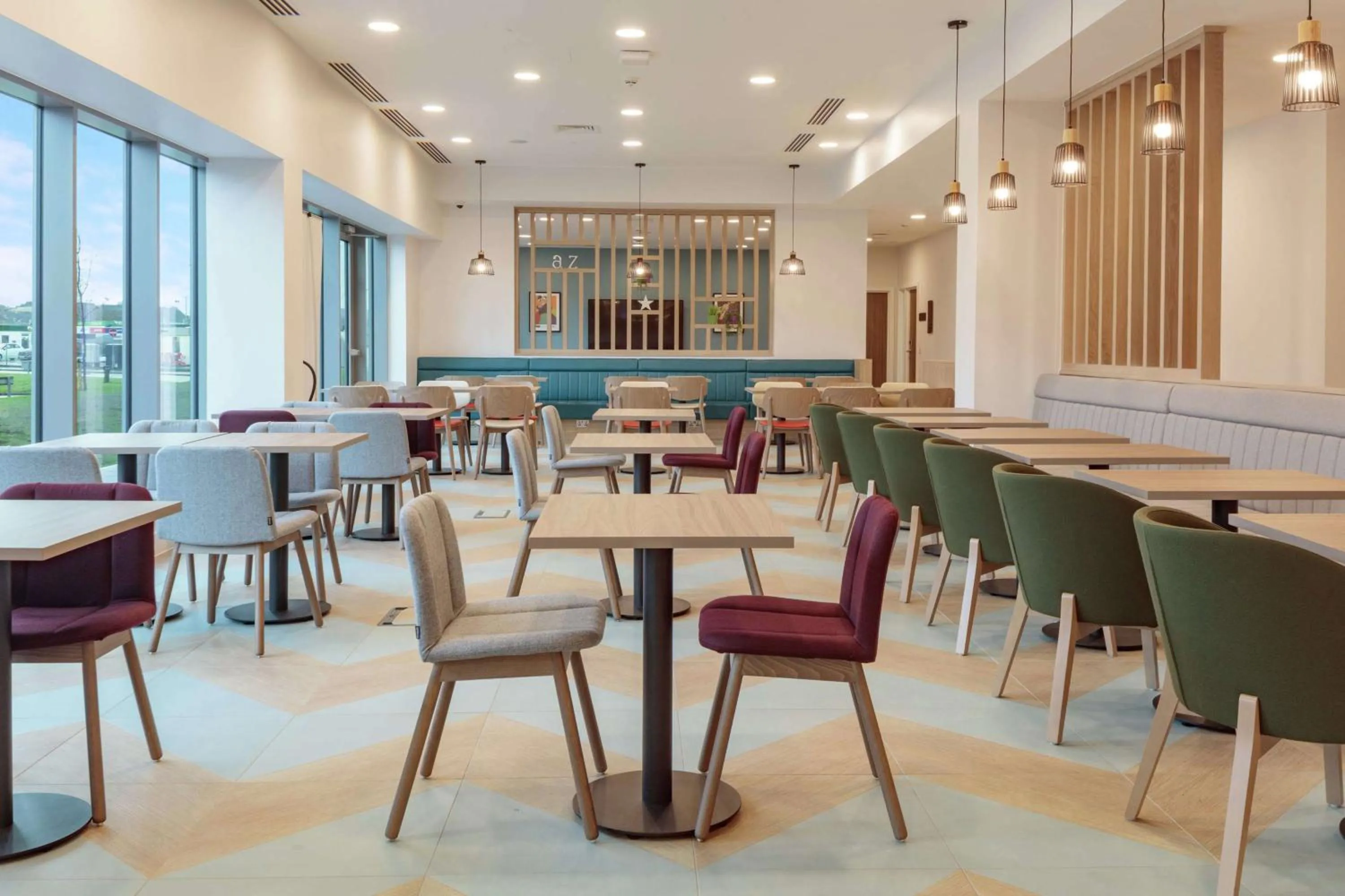 Dining area in Hampton By Hilton Edinburgh Airport