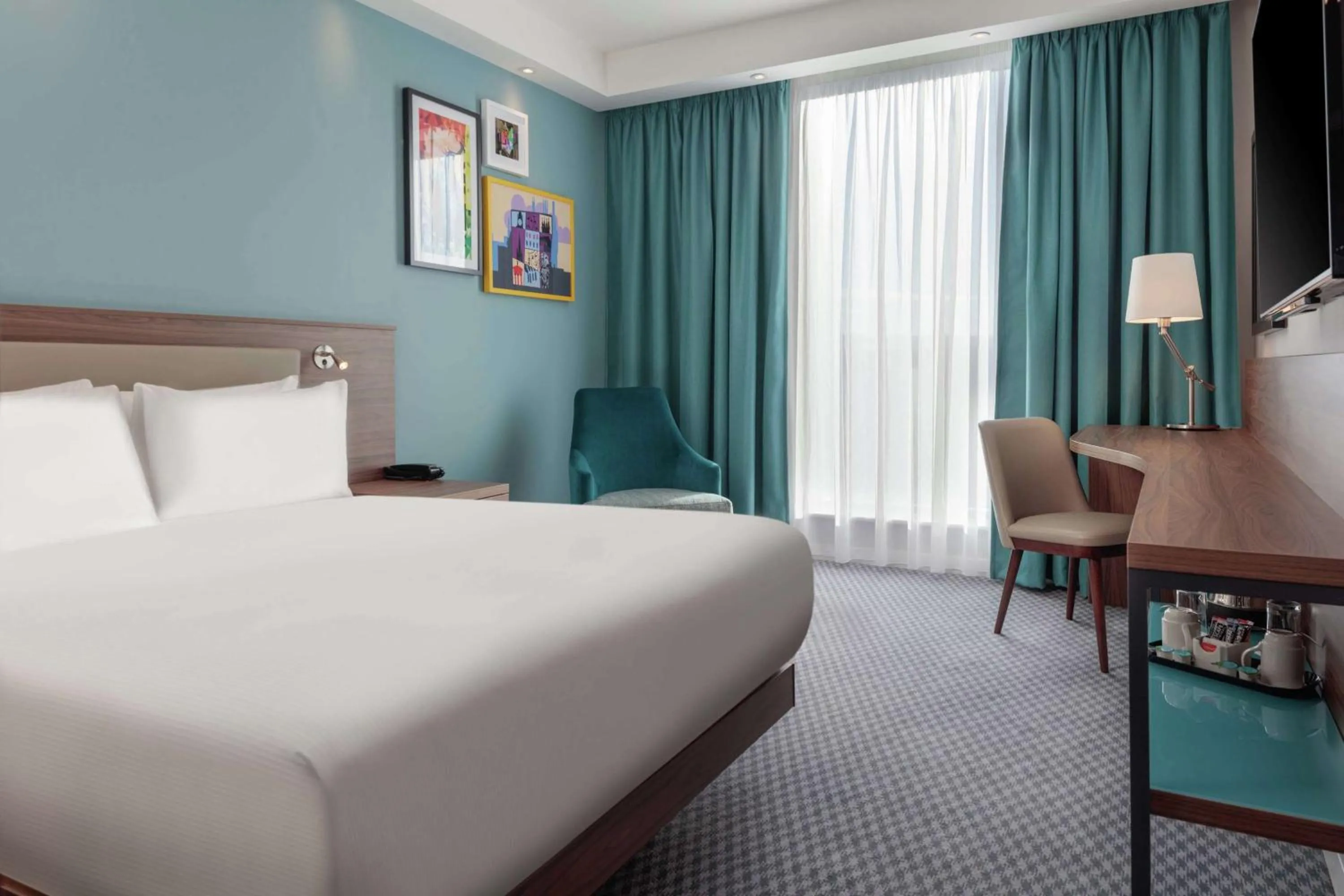 Bedroom, Bed in Hampton By Hilton Edinburgh Airport