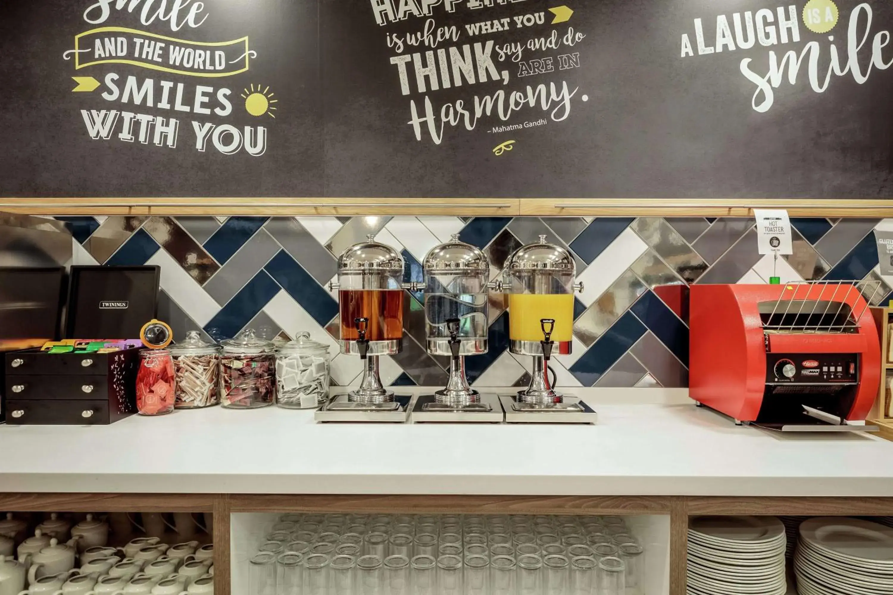 Food and drinks in Hampton By Hilton Edinburgh Airport Food and drinks in Hampton By Hilton Edinburgh Airport