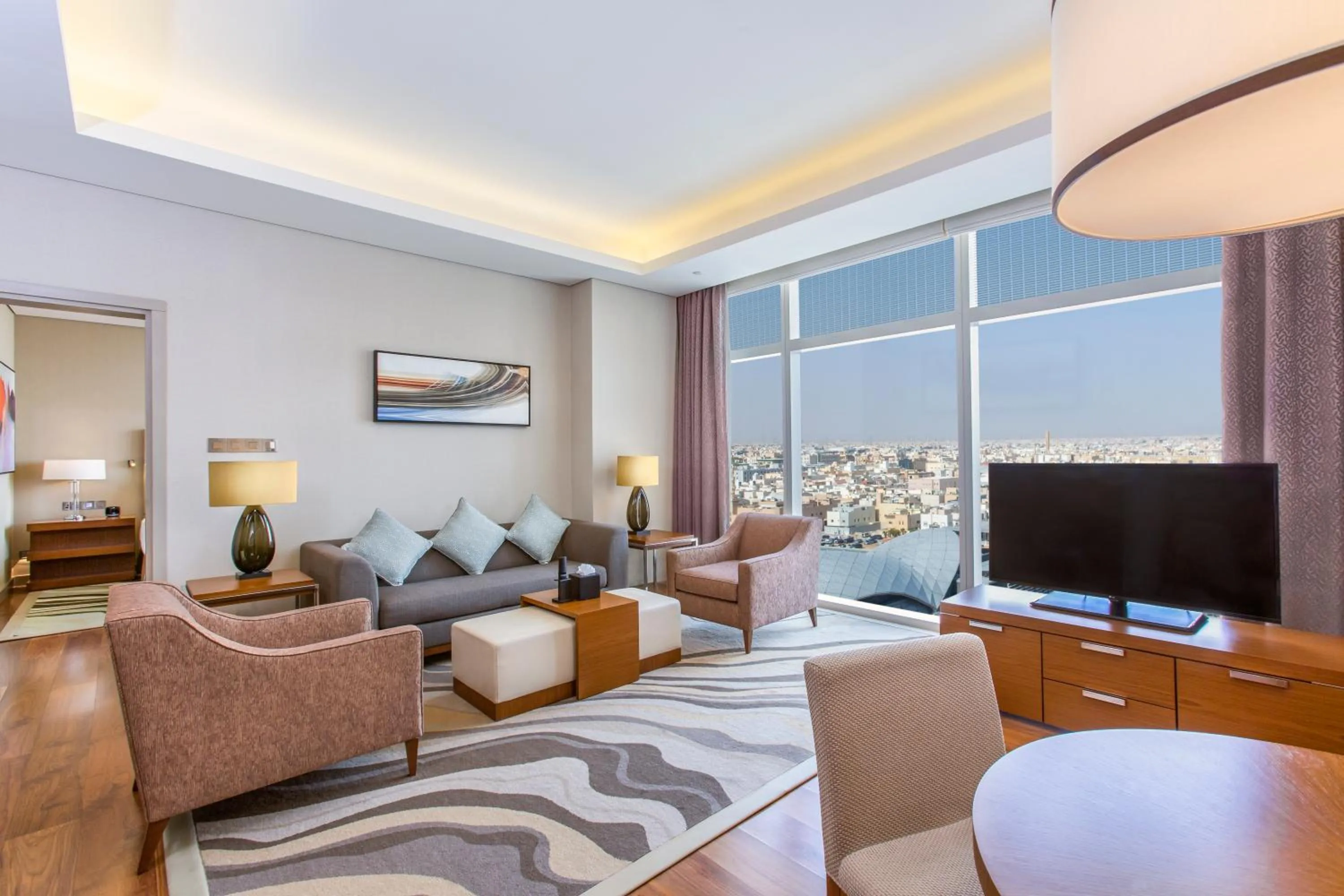 TV and multimedia in Hilton Riyadh Hotel & Residences