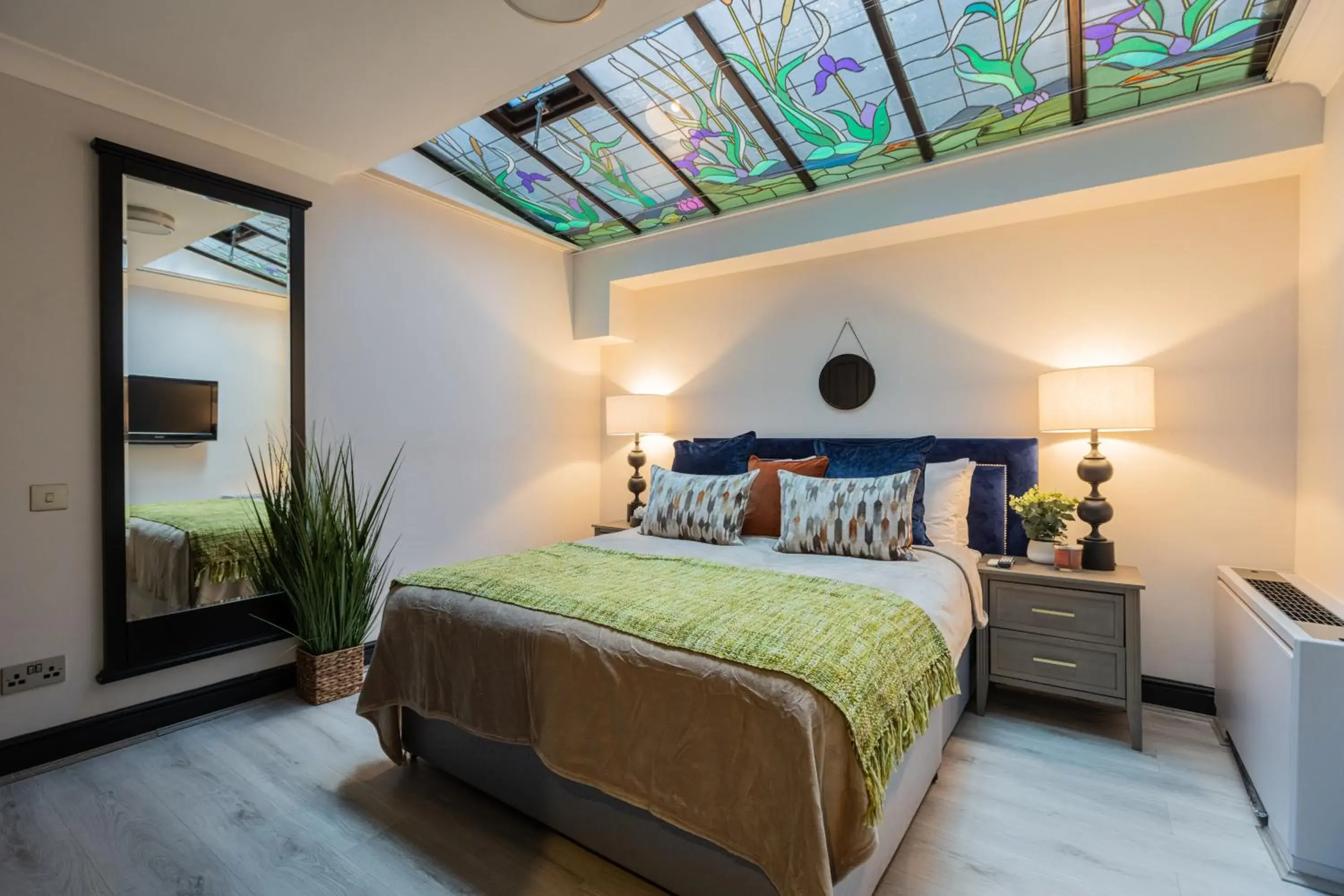 Bed in Mayfair House Bed in Mayfair House