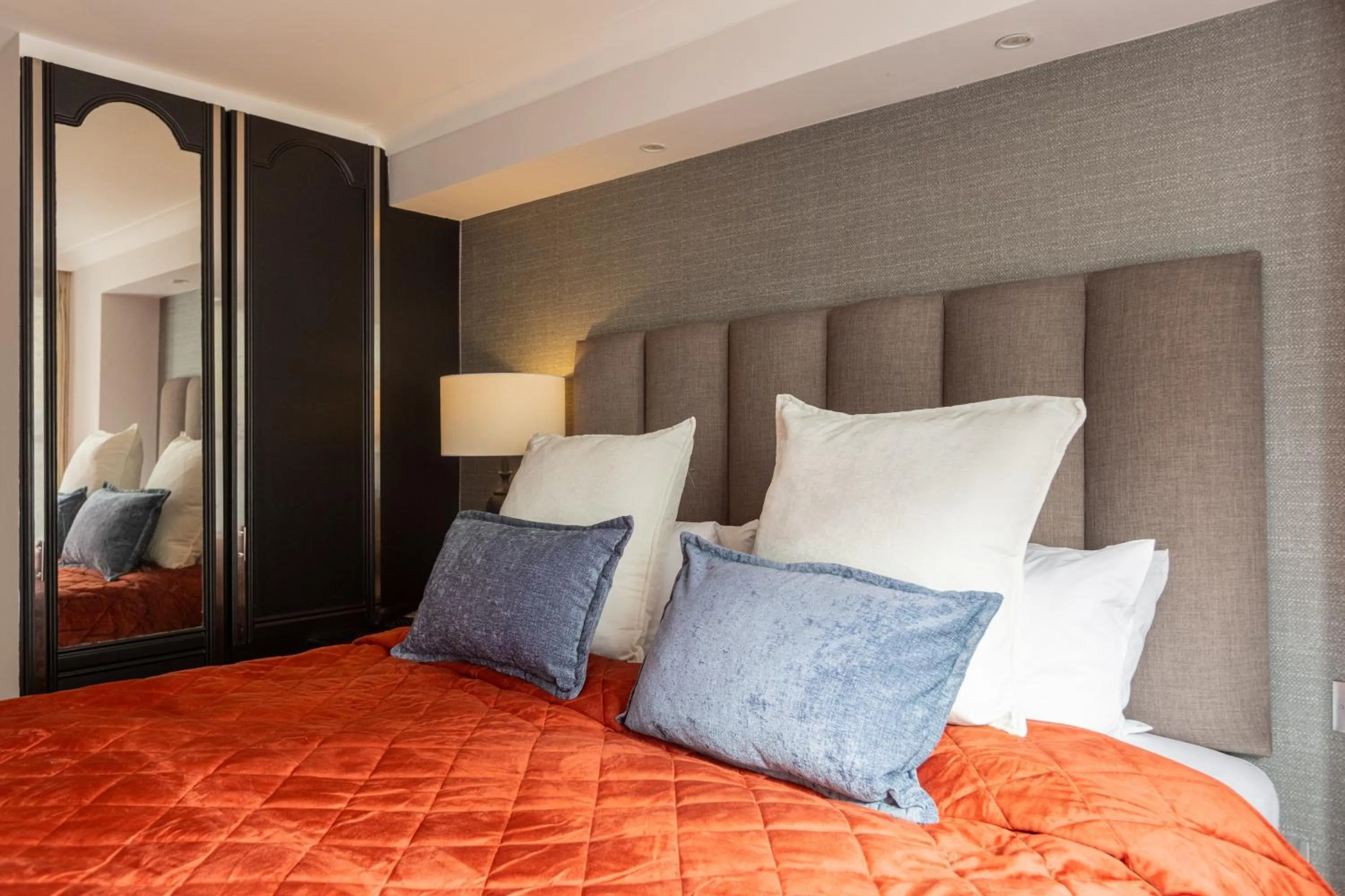 Bed in Mayfair House