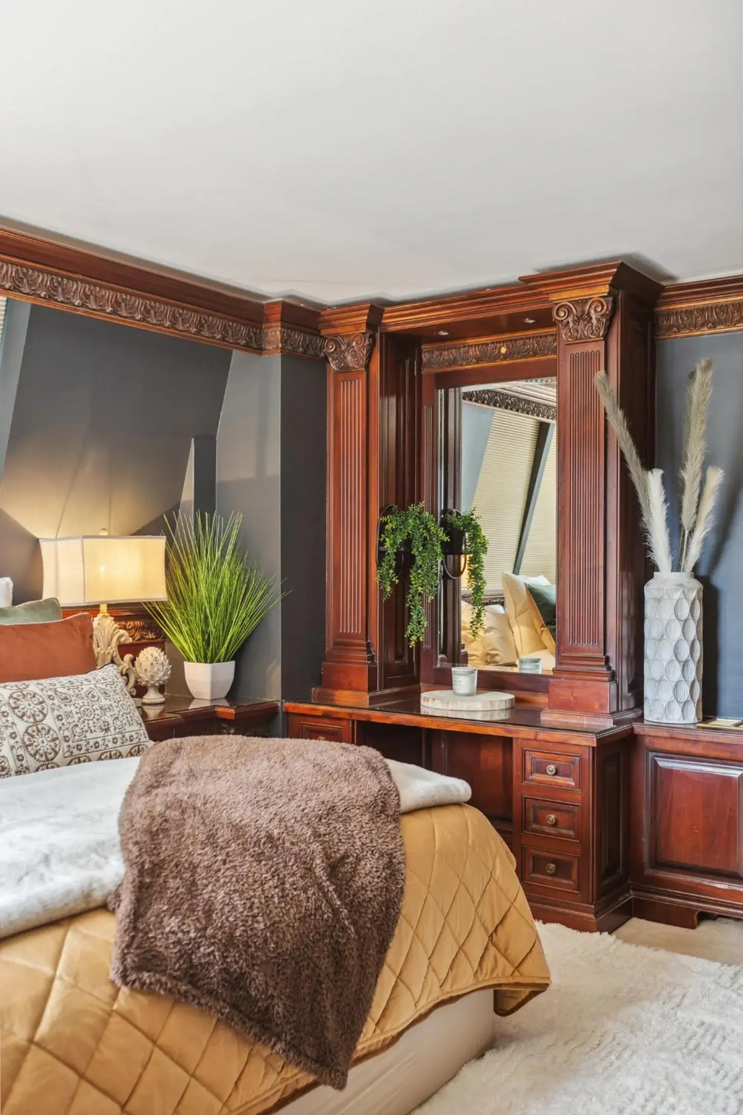 Bedroom, Bed in Mayfair House Bedroom, Bed in Mayfair House