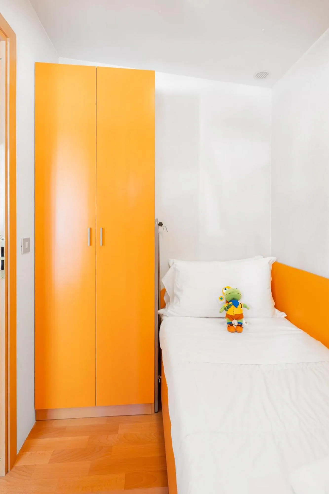 Bathroom, Bed in Club del Sole Rivaverde Easy Camping Village