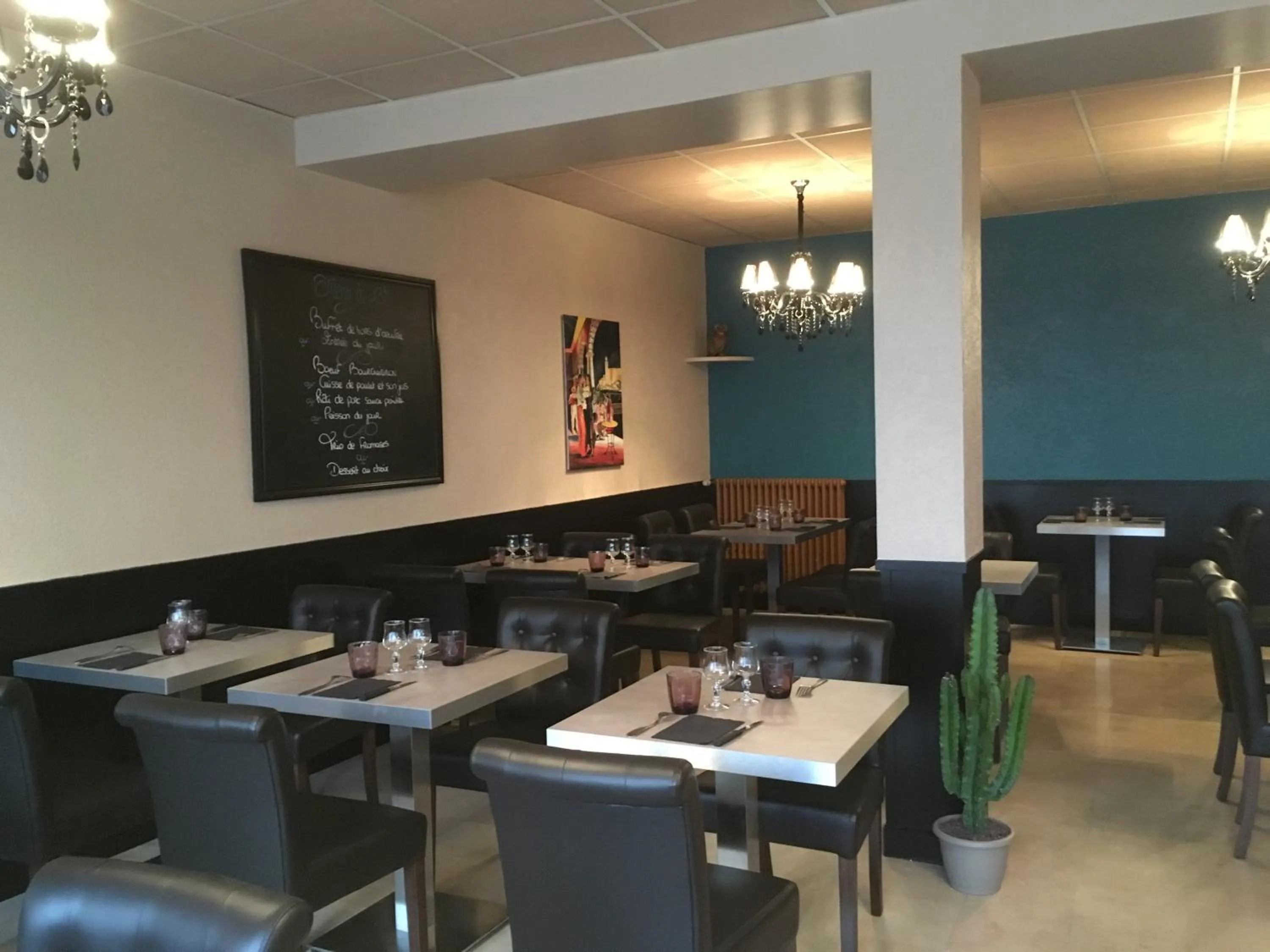 Restaurant/places to eat in Hotel du Centre - Restaurant le P'tit Gourmet