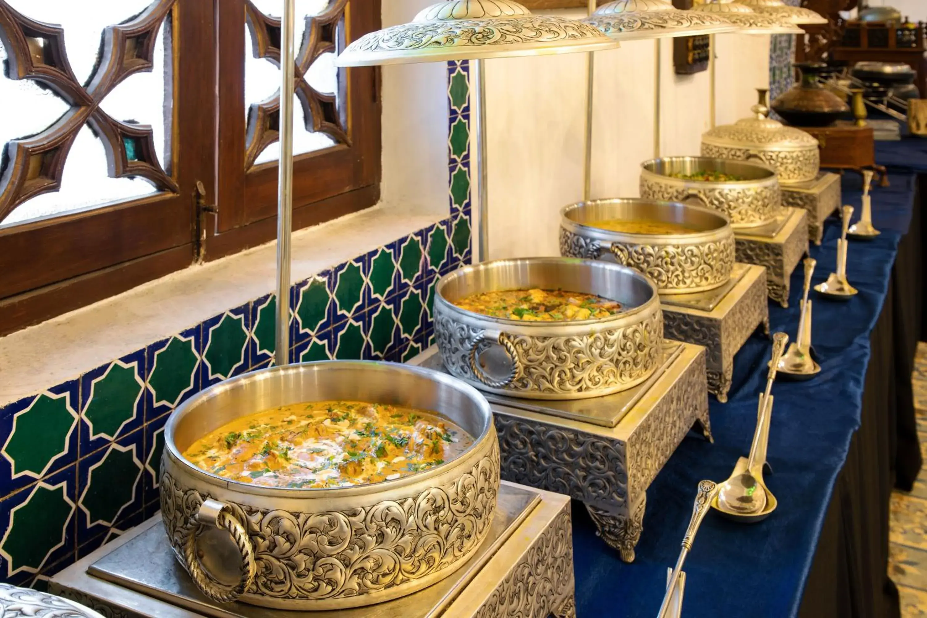 Restaurant/places to eat in Bundelkhand Riverside Restaurant/places to eat in Bundelkhand Riverside