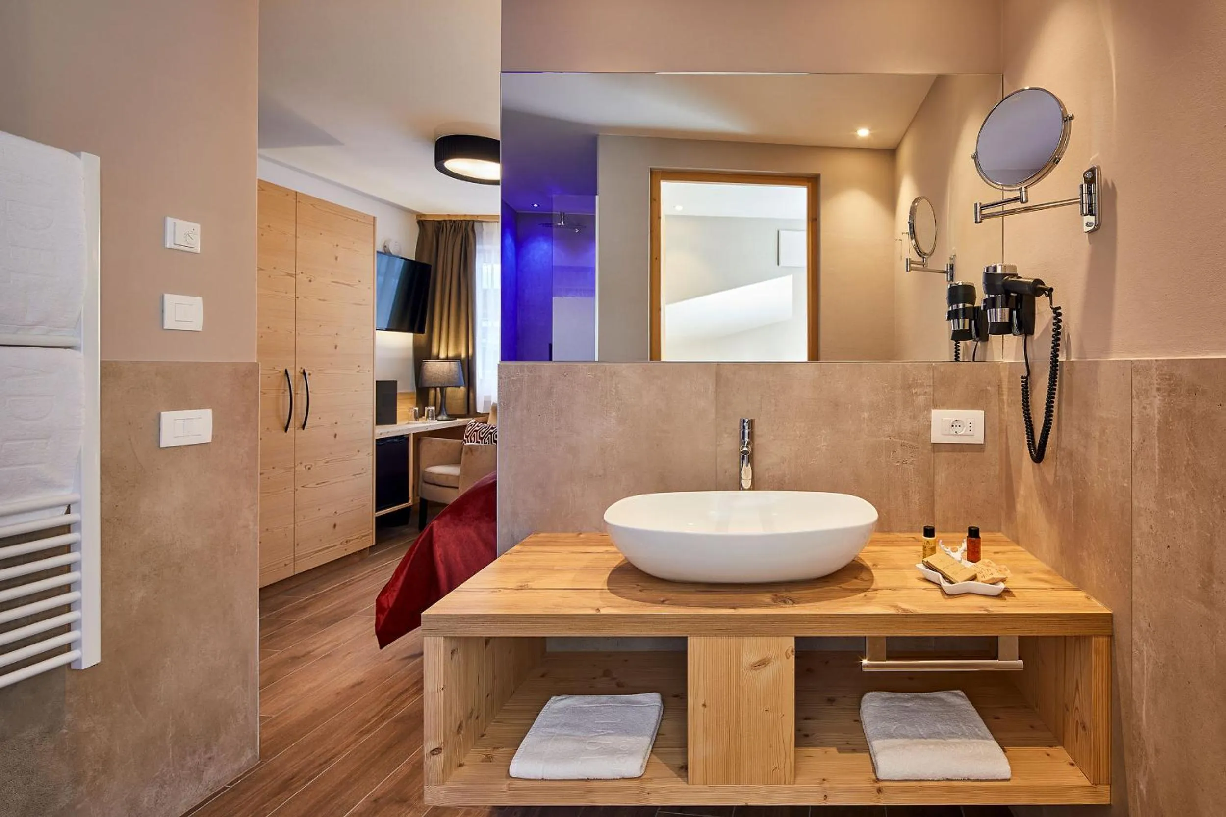 Bathroom in Hotel Tabladel