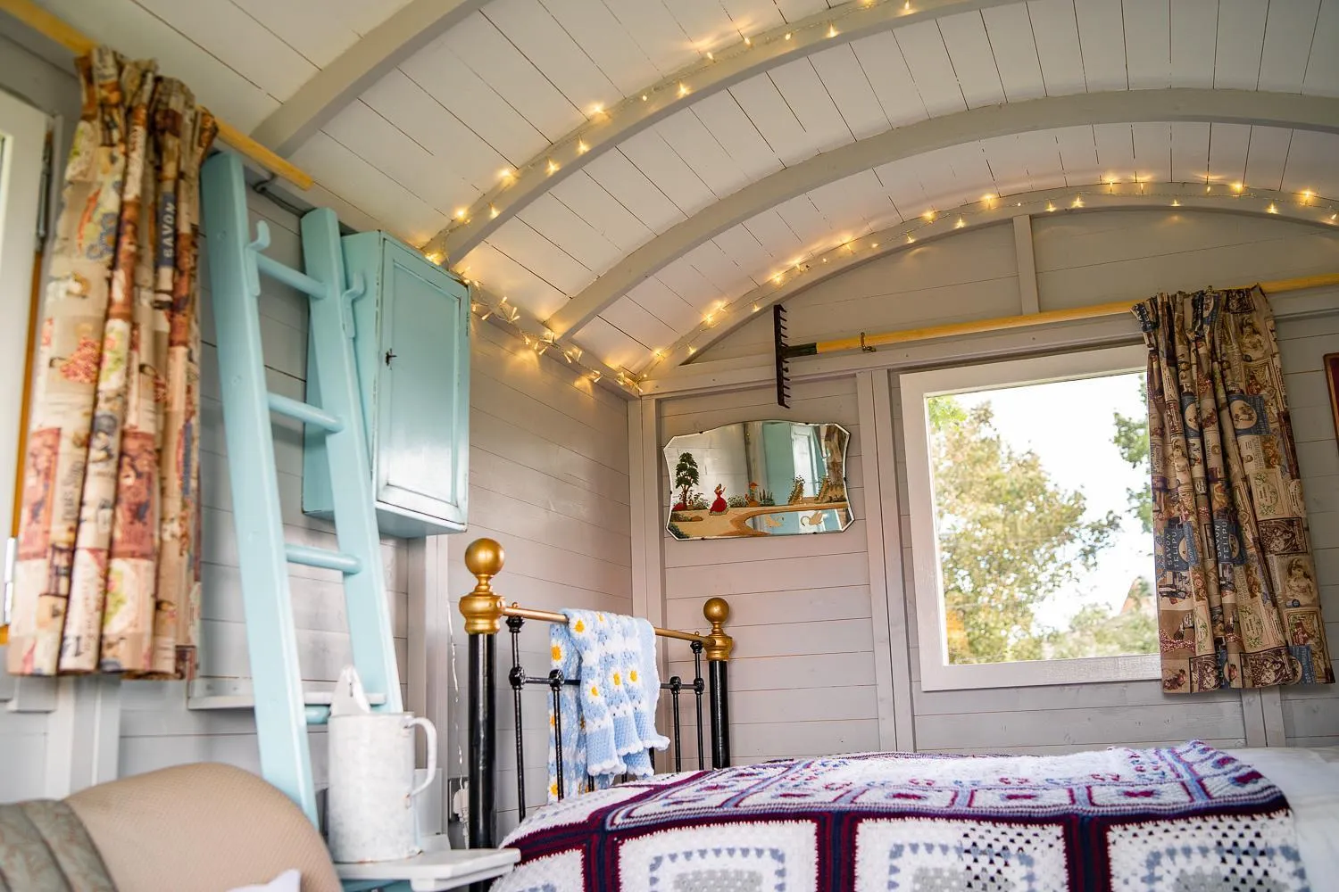 Bedroom, Bed in Higher Farm