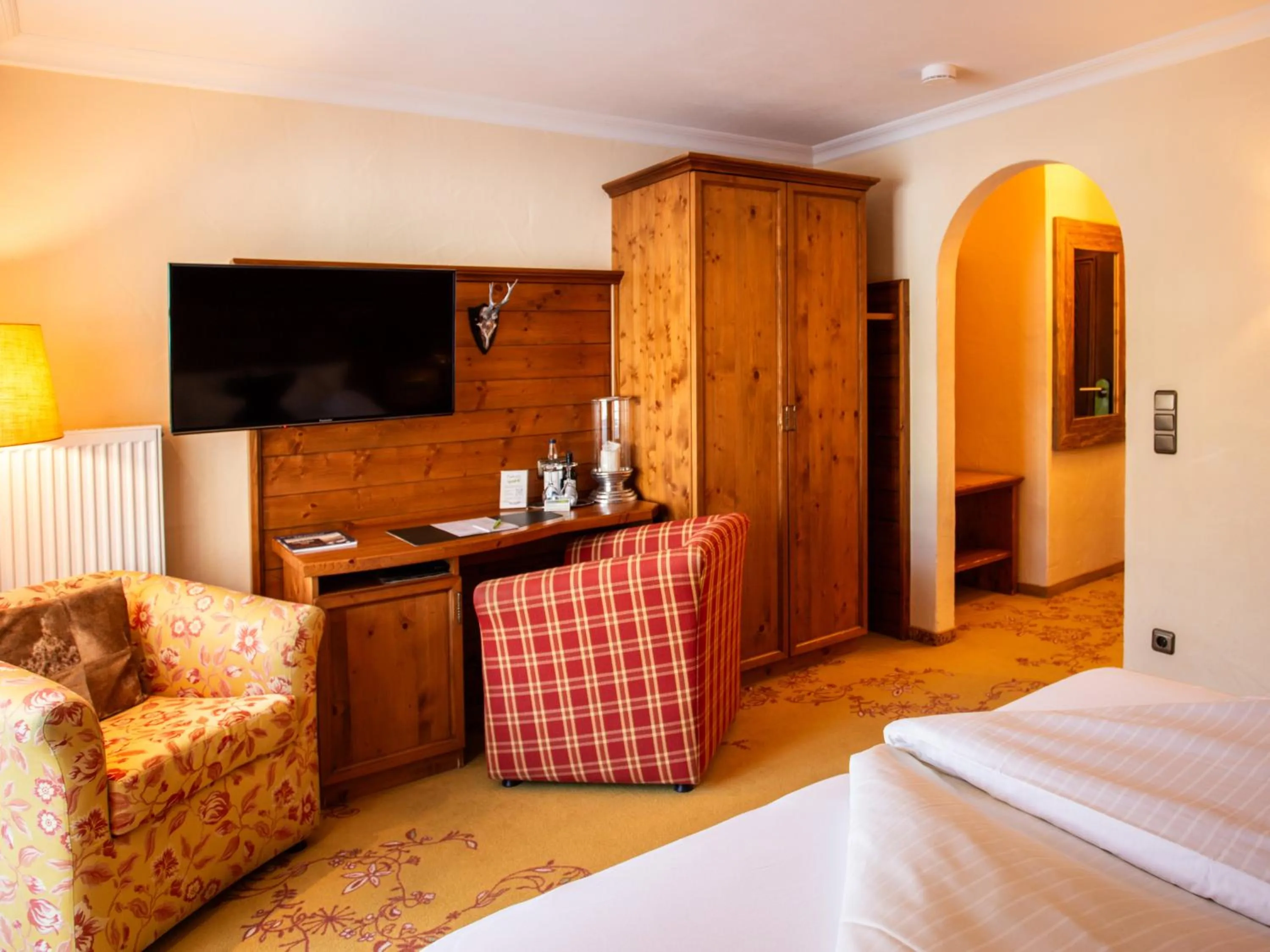 Photo of the whole room, Bed in Hotel Bergruh