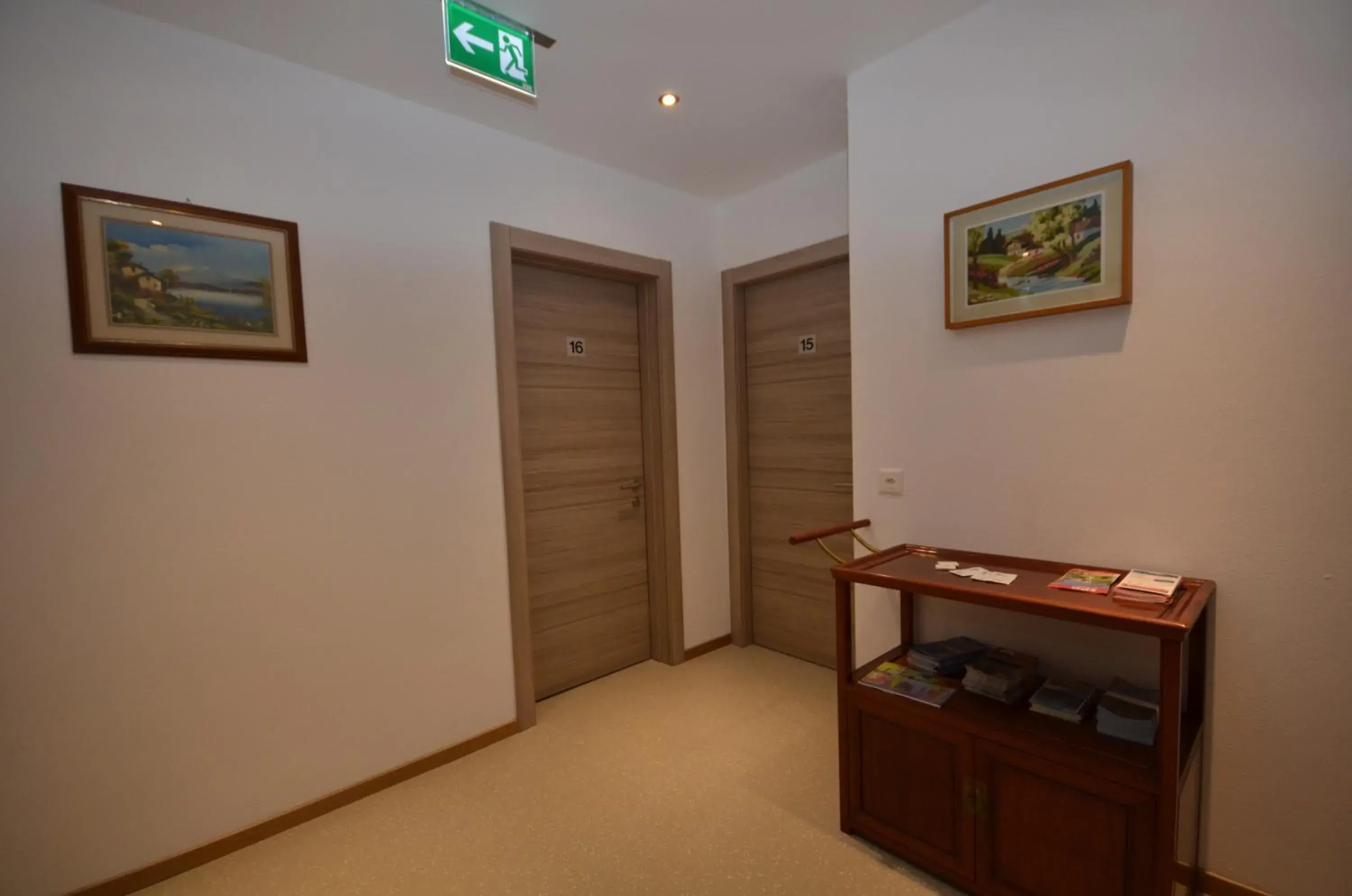 Single Room in Albergo Elvezia Single Room in Albergo Elvezia