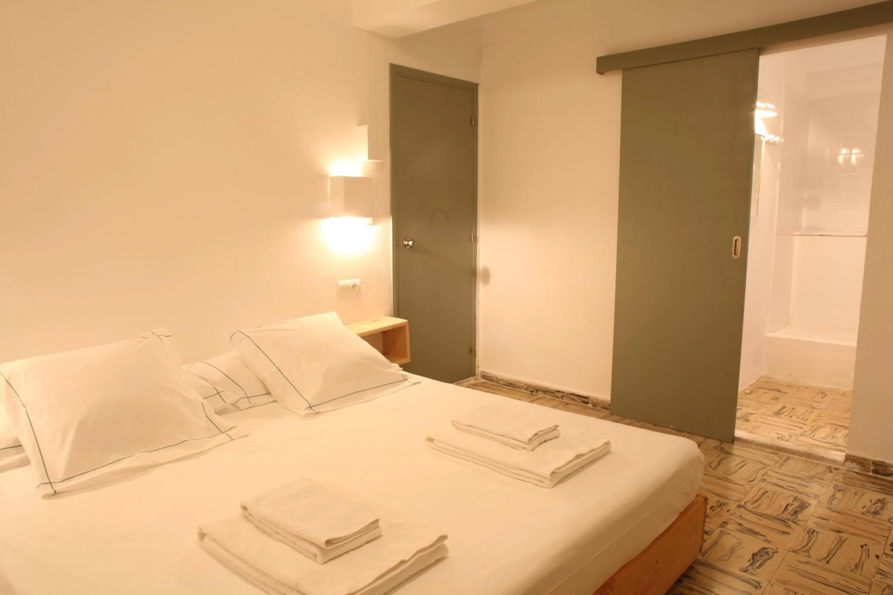 Bed in Juanita Hostal