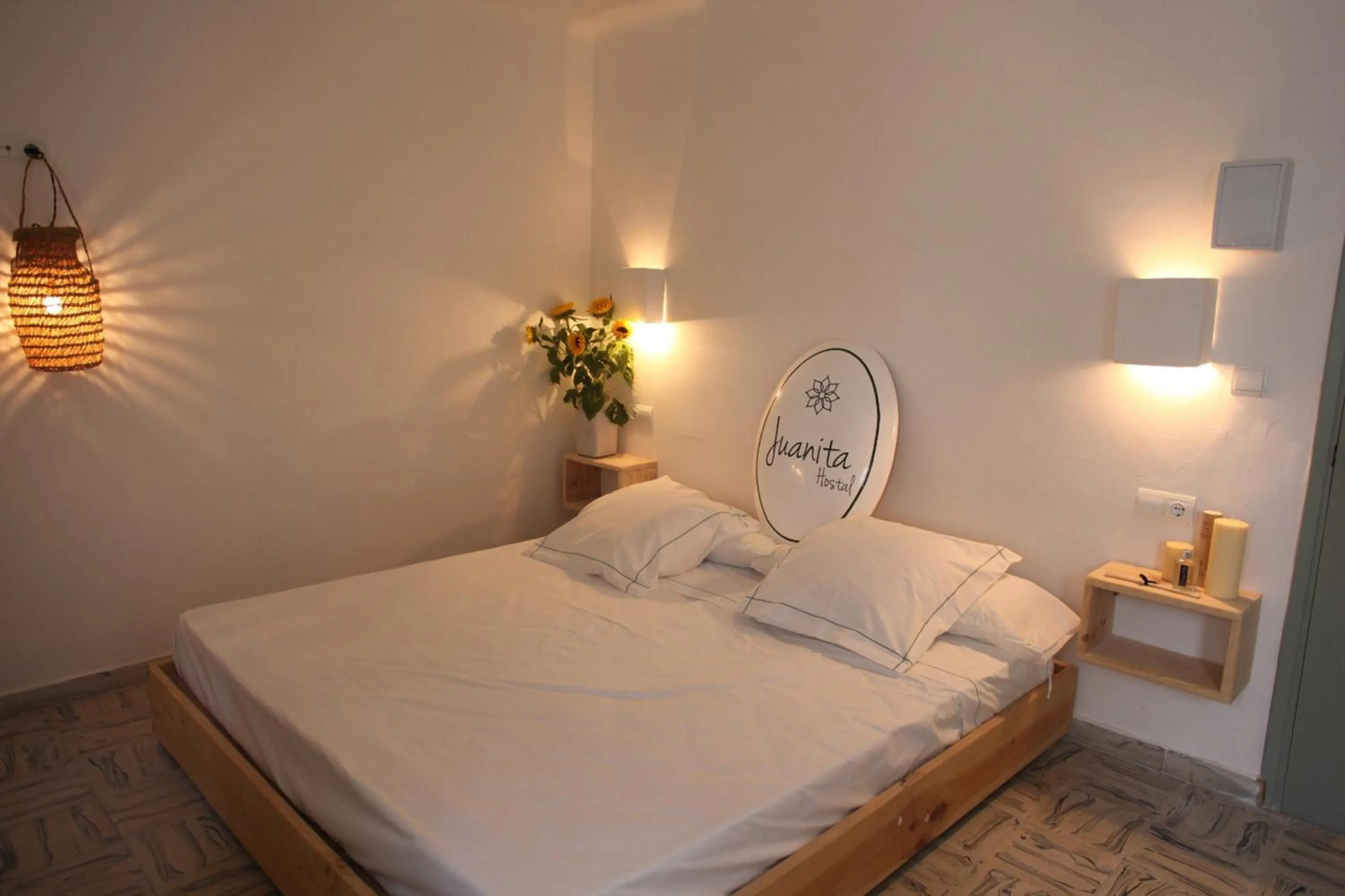 Bed in Juanita Hostal