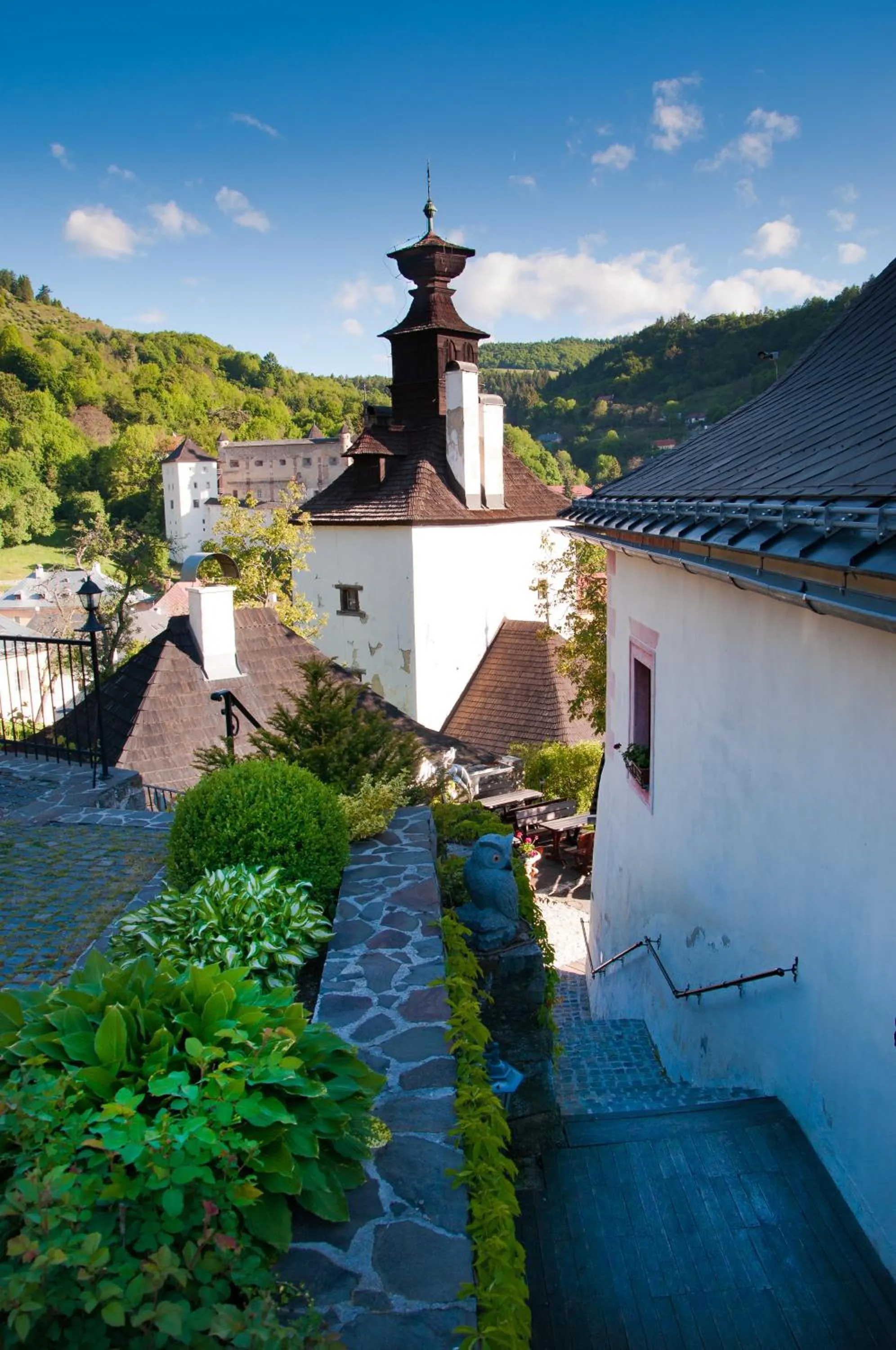 Property building in Resla Residence I, II, & Wellness