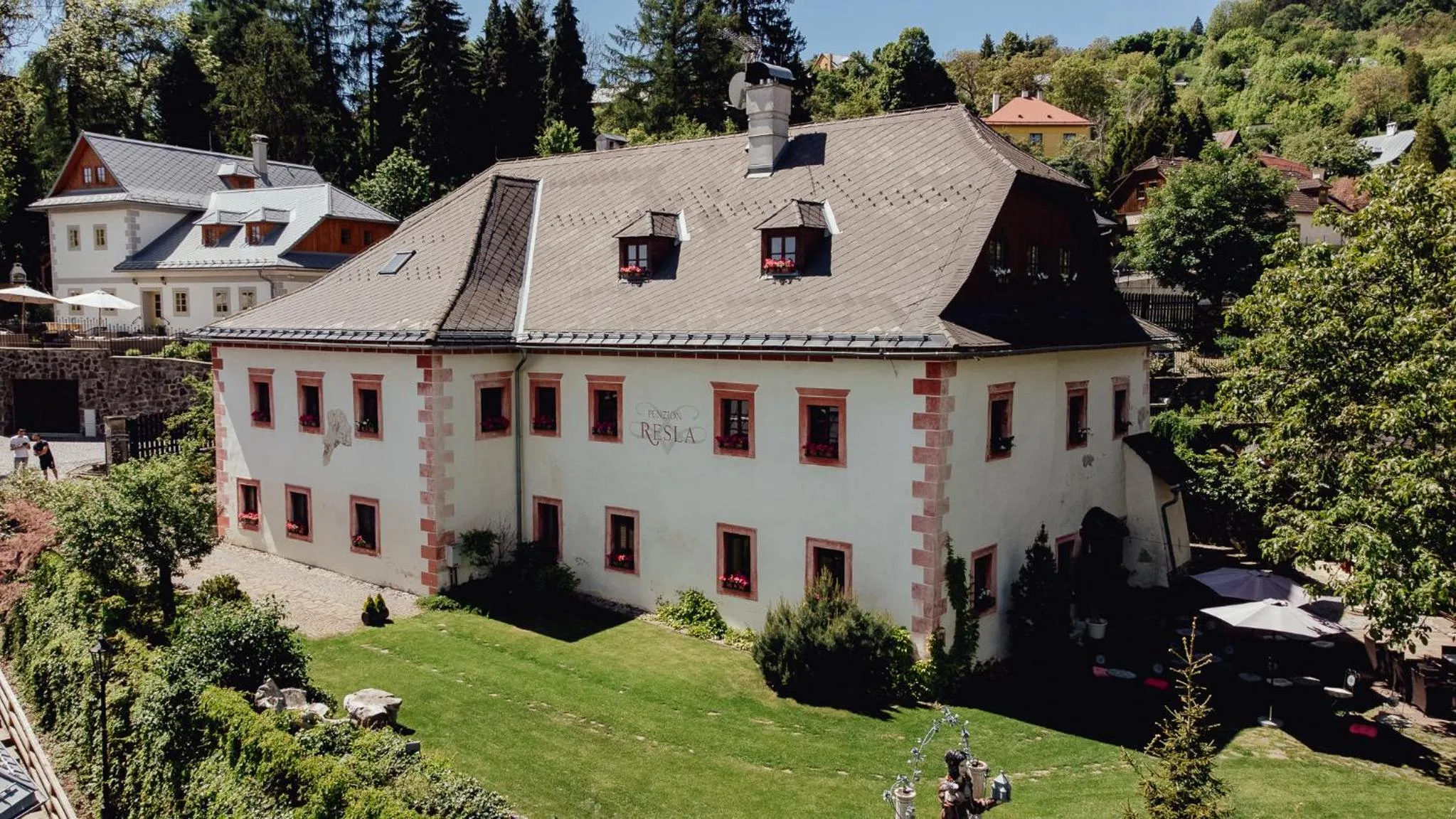 Property building in Resla Residence I, II, & Wellness