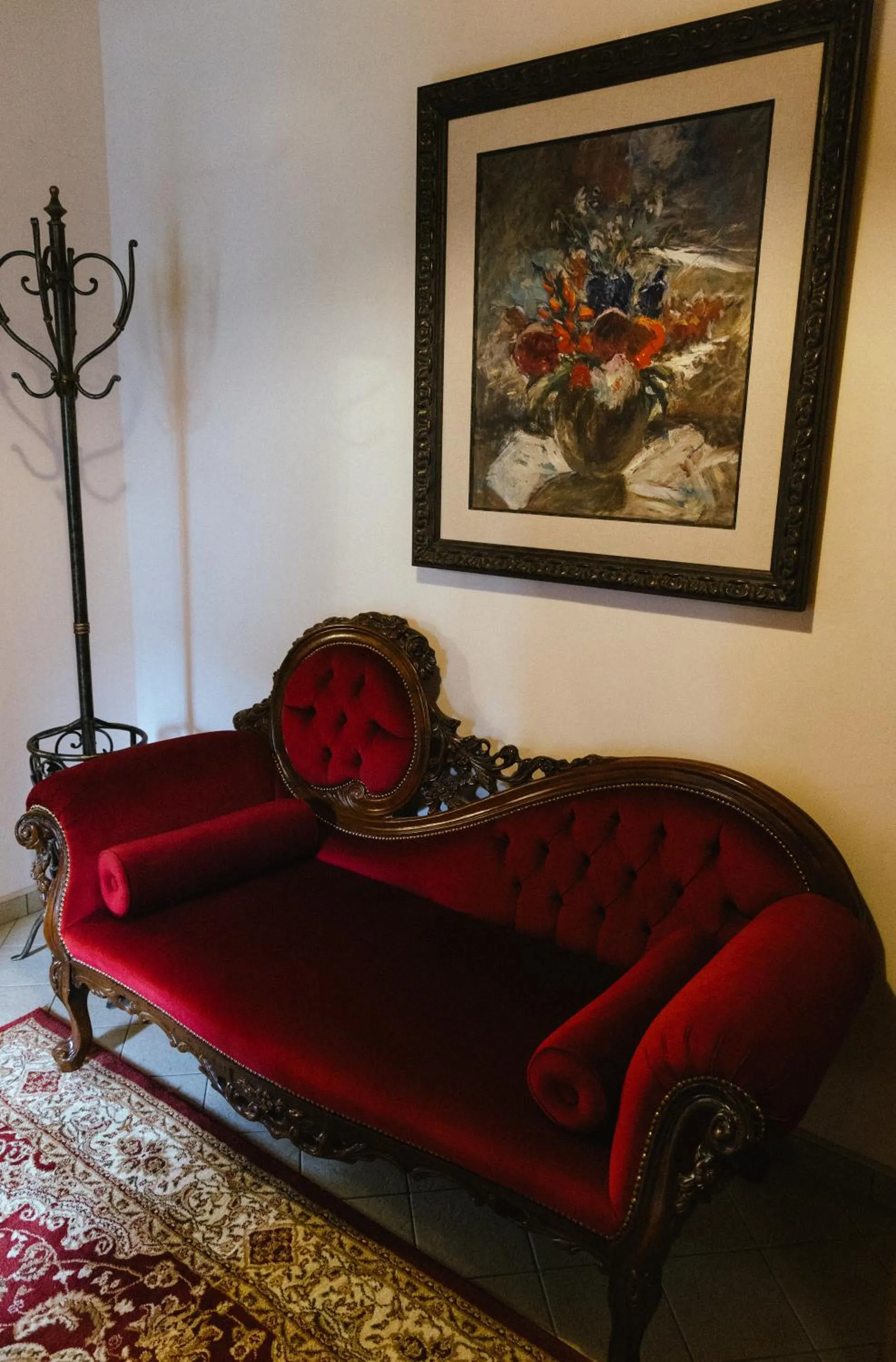 Seating area in Resla Residence I, II, & Wellness