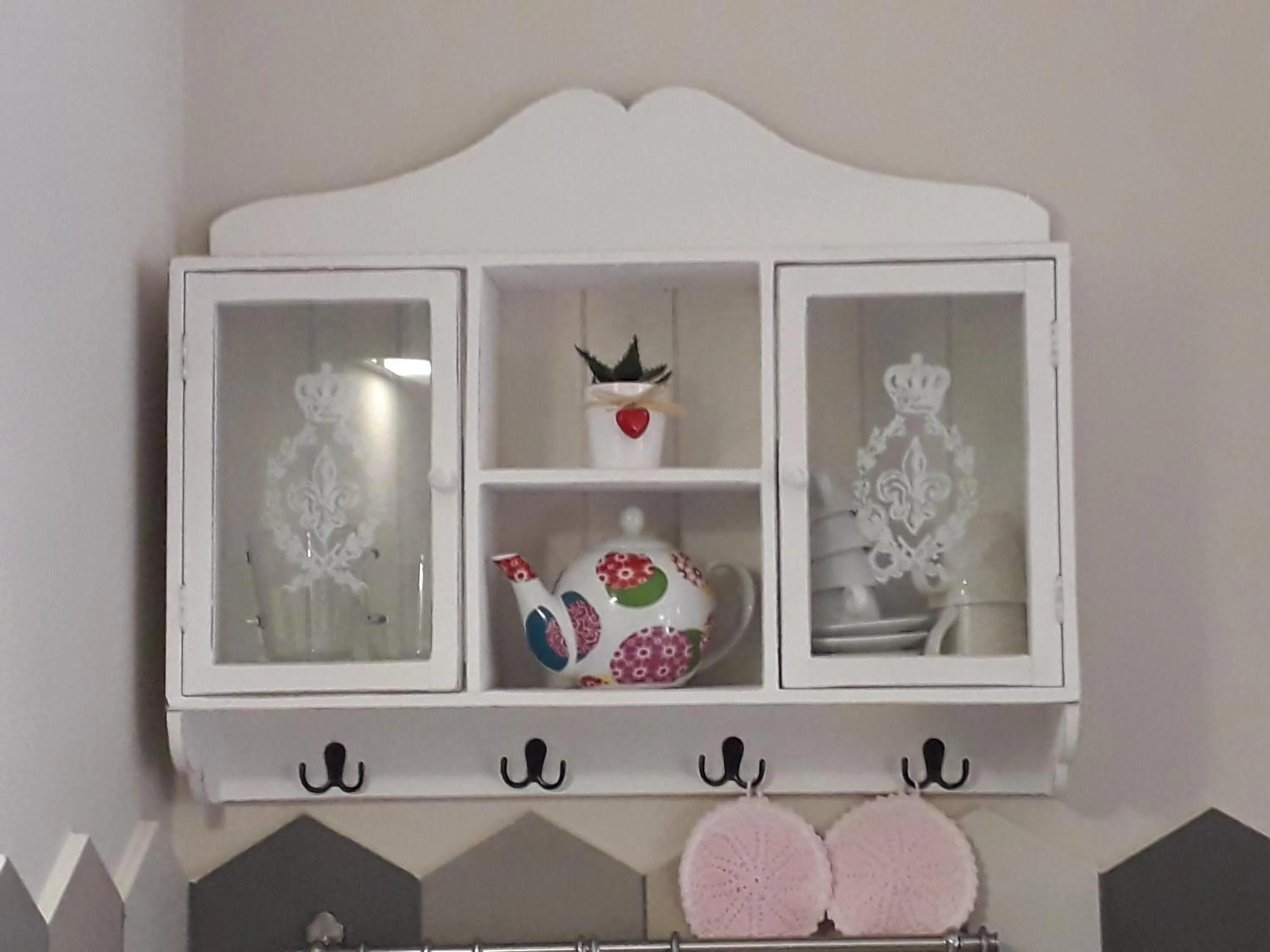 Decorative detail in Reggiolacittàinvisibile B&B