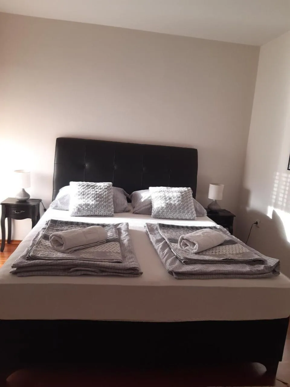Bed in Apartments Thea