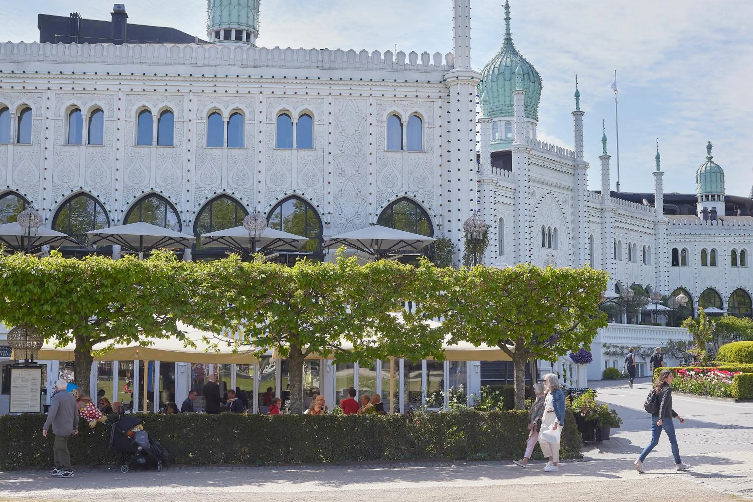 Restaurant/places to eat in Nimb Hotel