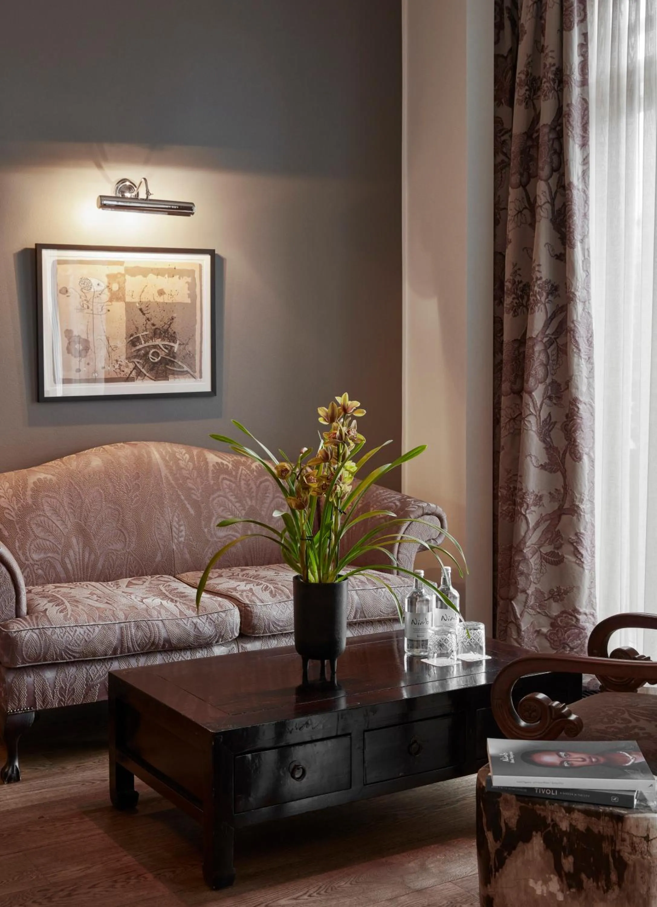 Seating area in Nimb Hotel