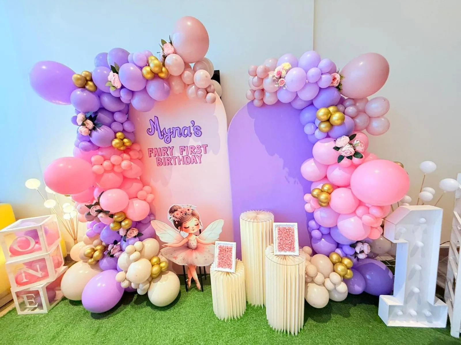 Entertainment in Studio M Arabian Plaza Hotel & Hotel Apartments