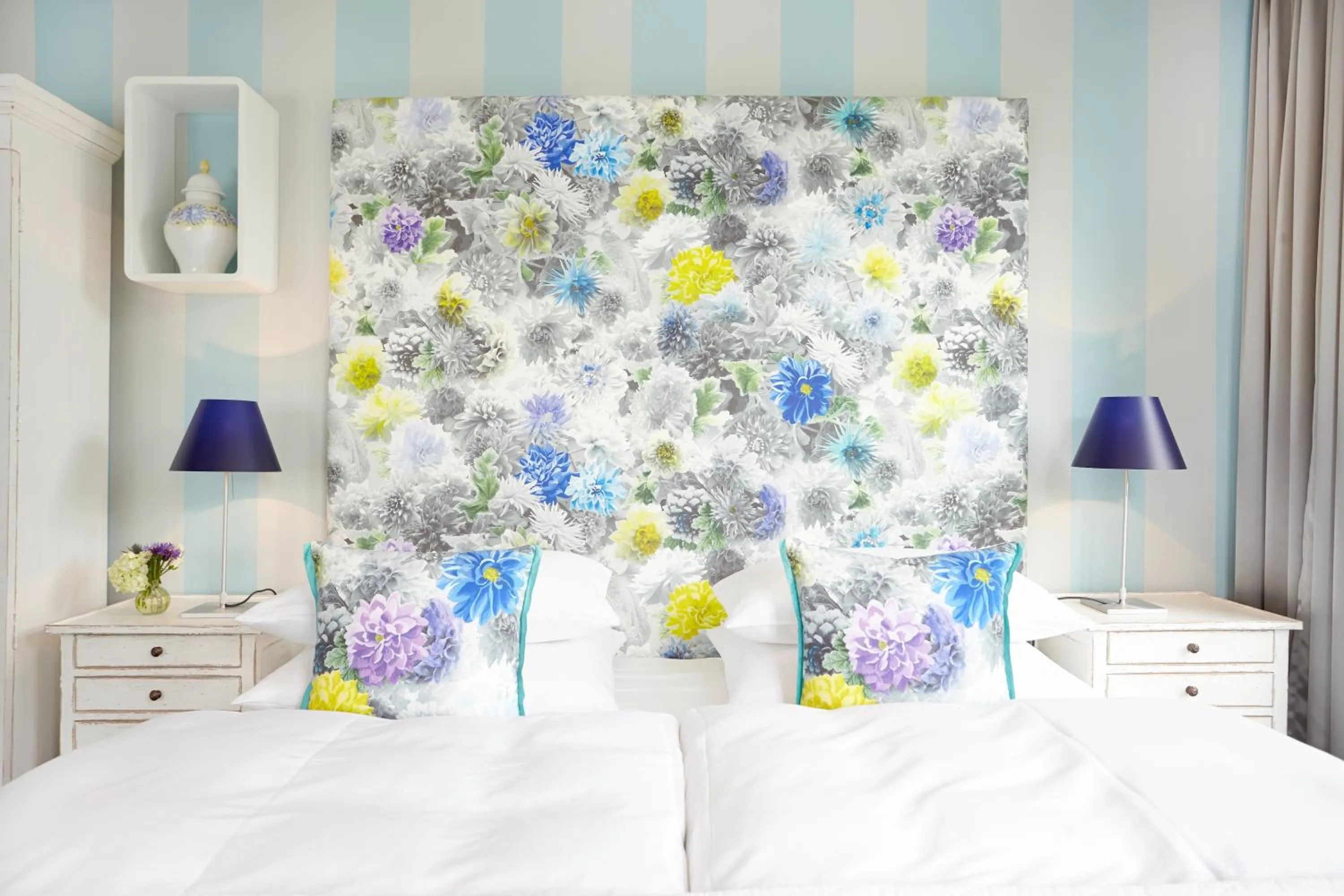 Bed in Fährhaus Meißen B&B