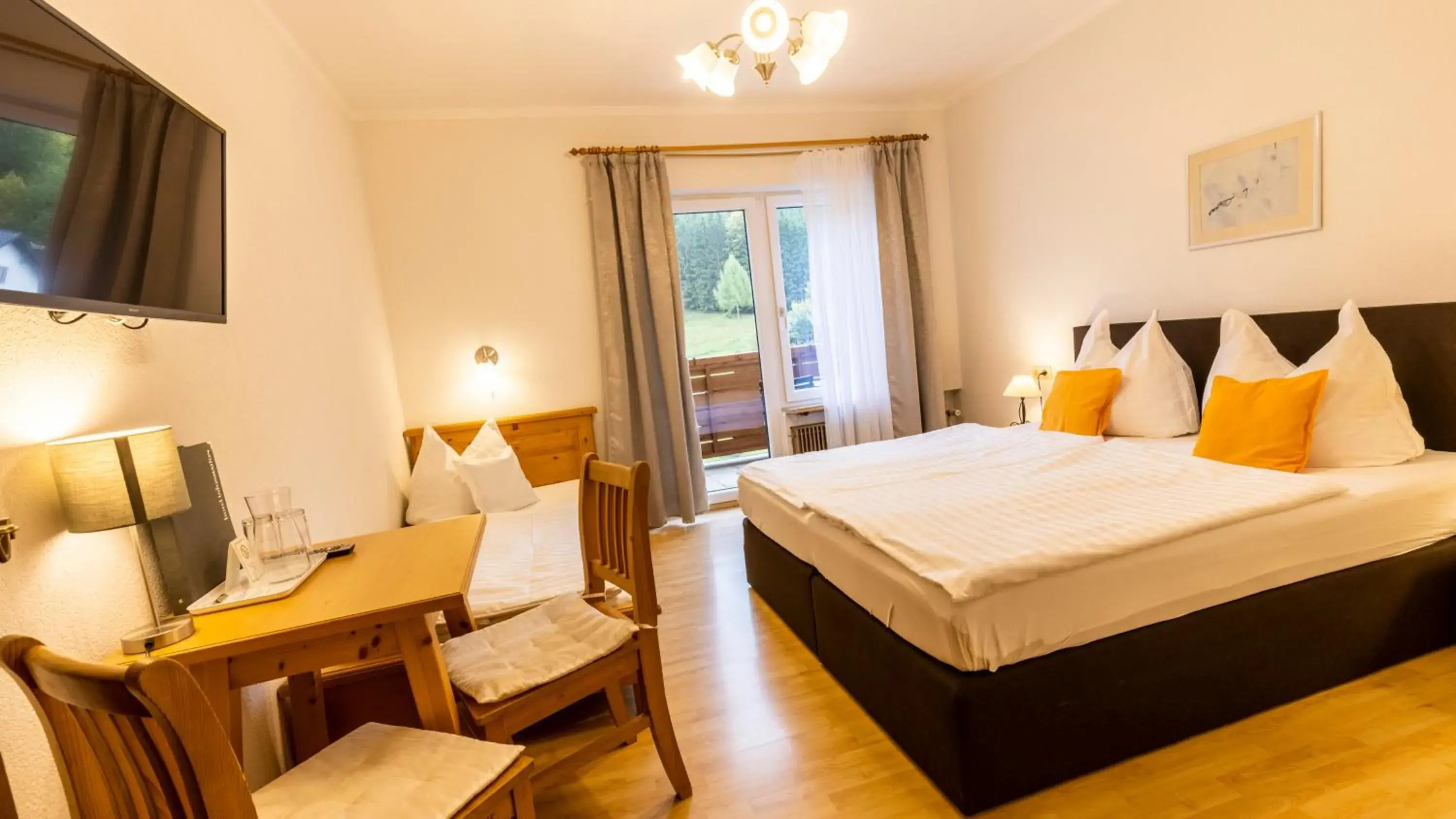 Triple Room in Alpenhotel Ensmann Triple Room in Alpenhotel Ensmann