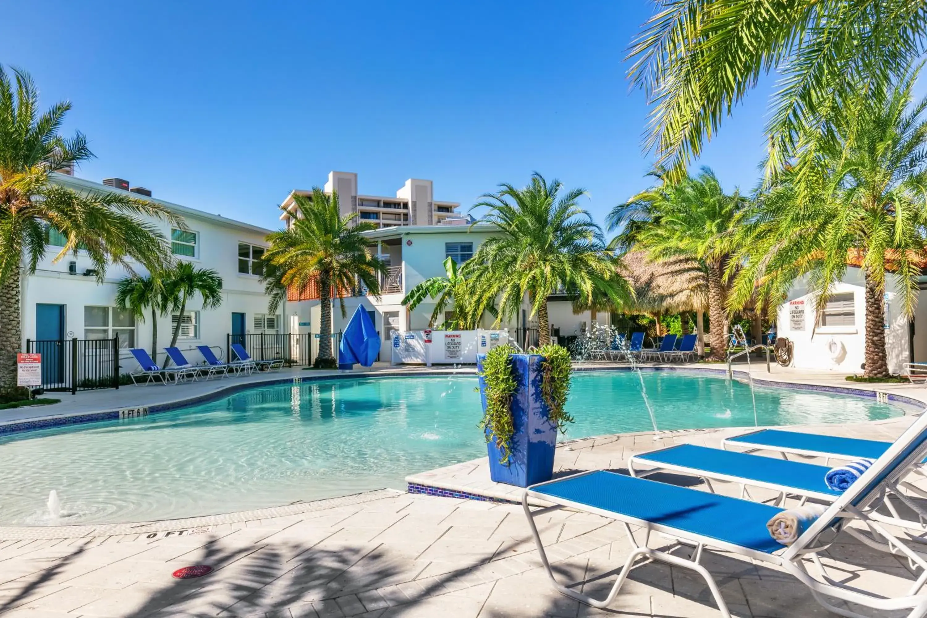 Siesta Key Beach Resort and Suites Siesta Key Beach Resort and Suites