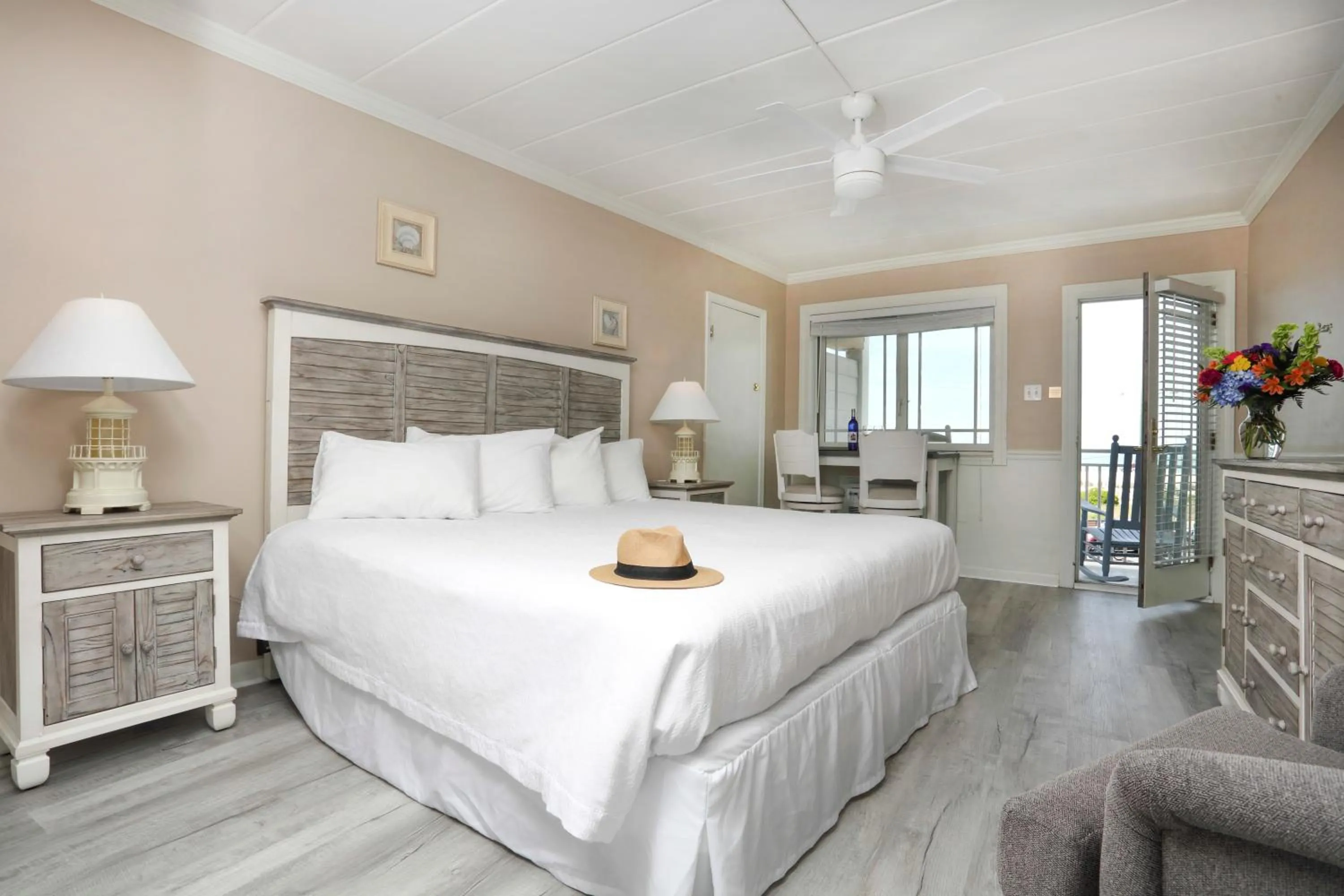 Bed in Marquis De Lafayette