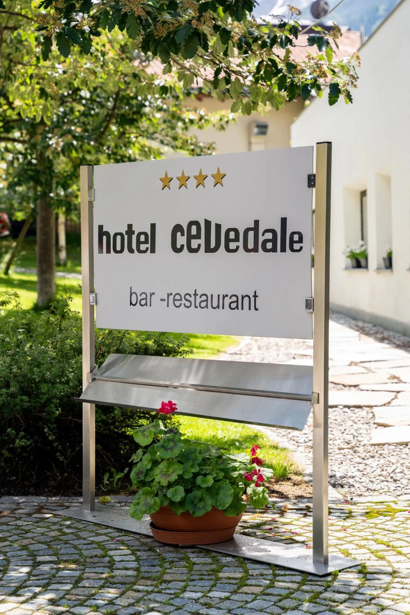 Property building in Hotel Cevedale