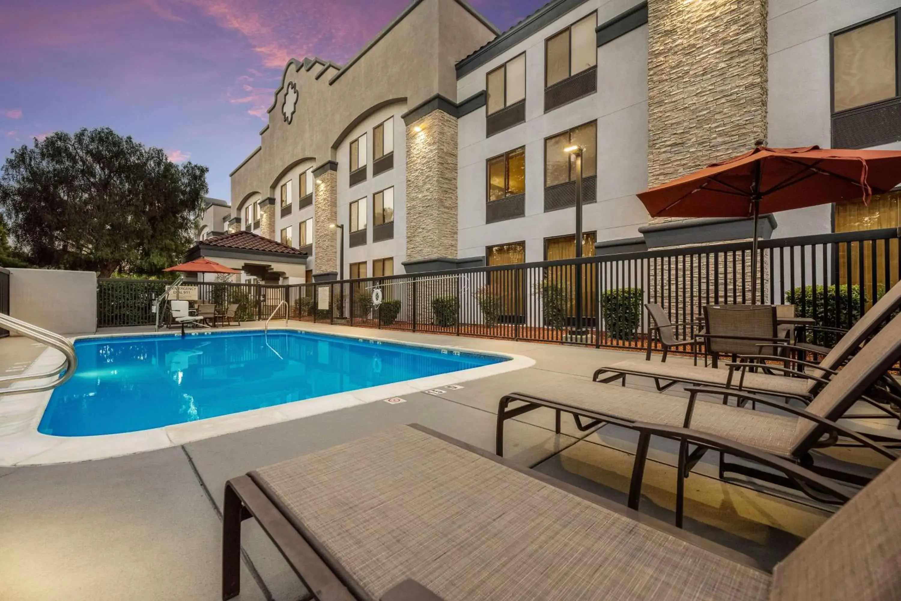 Hampton Inn Oakland-Hayward Hampton Inn Oakland-Hayward