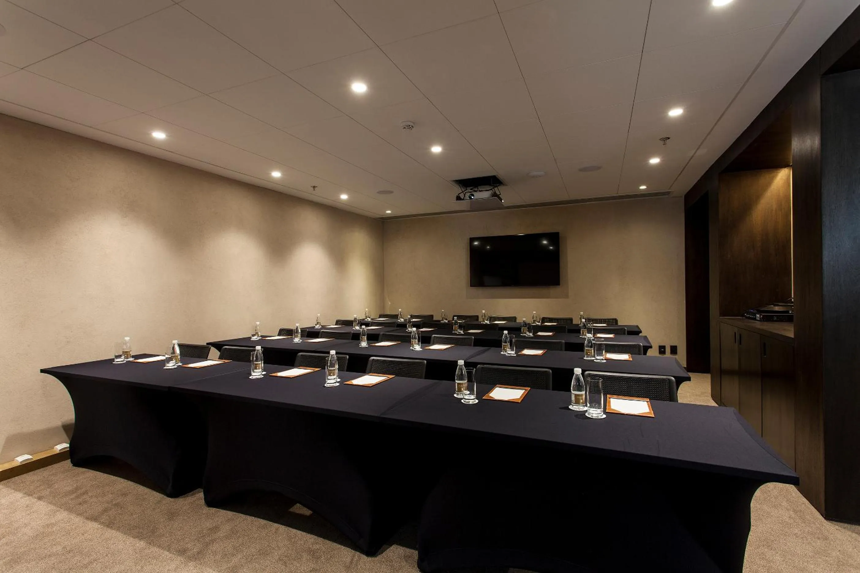 Meeting/conference room in Hotel Fasano Salvador