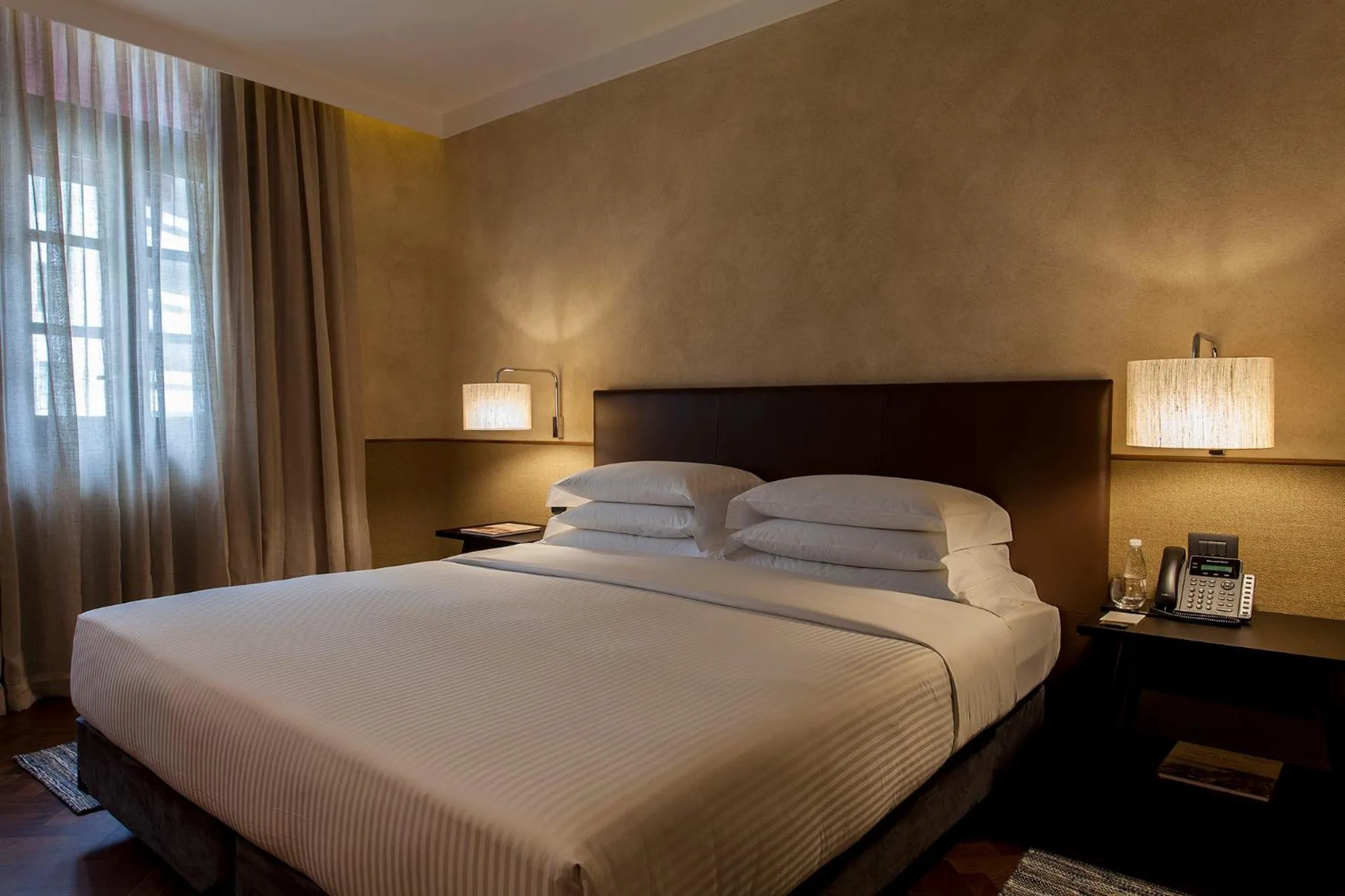 Bedroom, Bed in Hotel Fasano Salvador