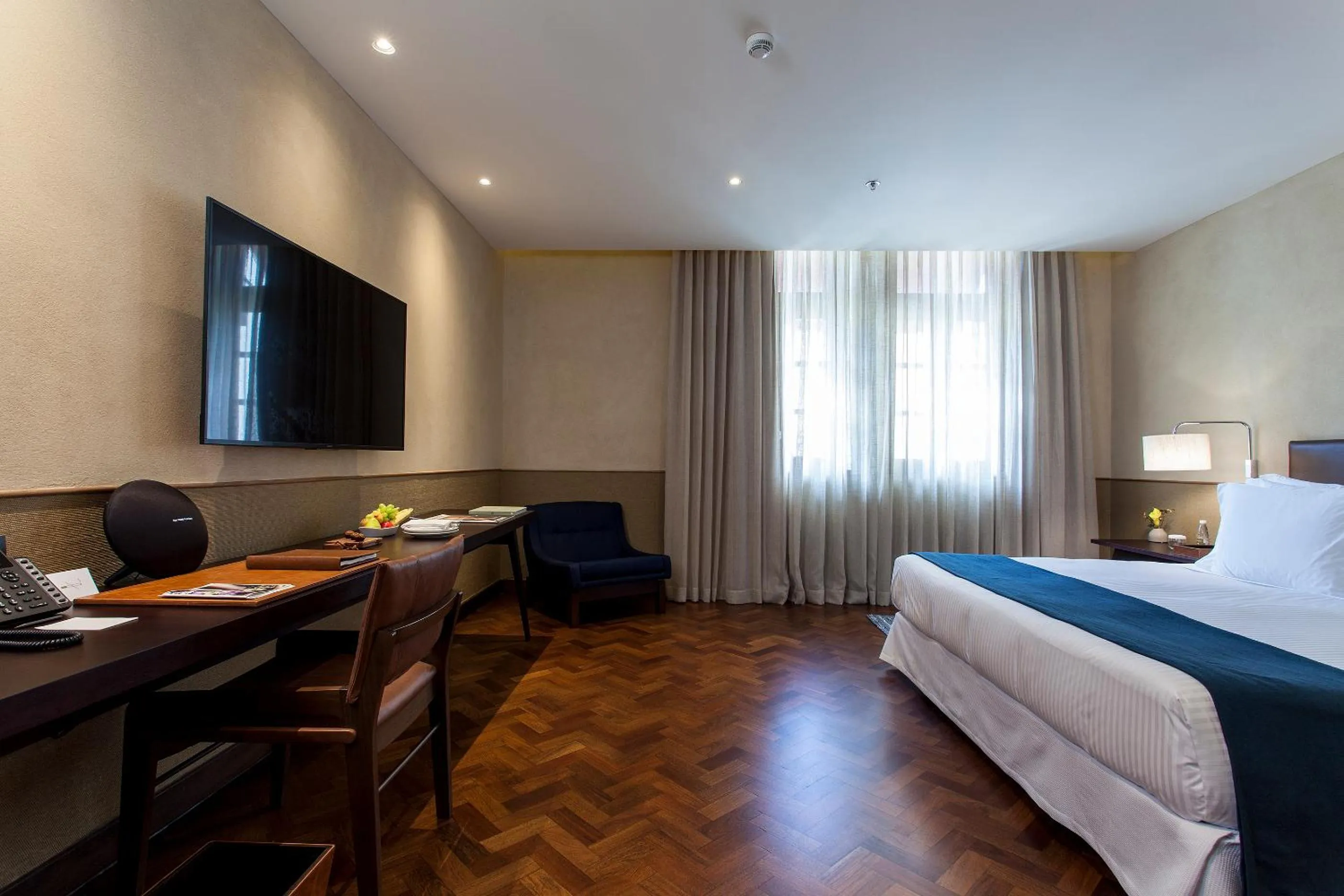 Bedroom, Bed in Hotel Fasano Salvador