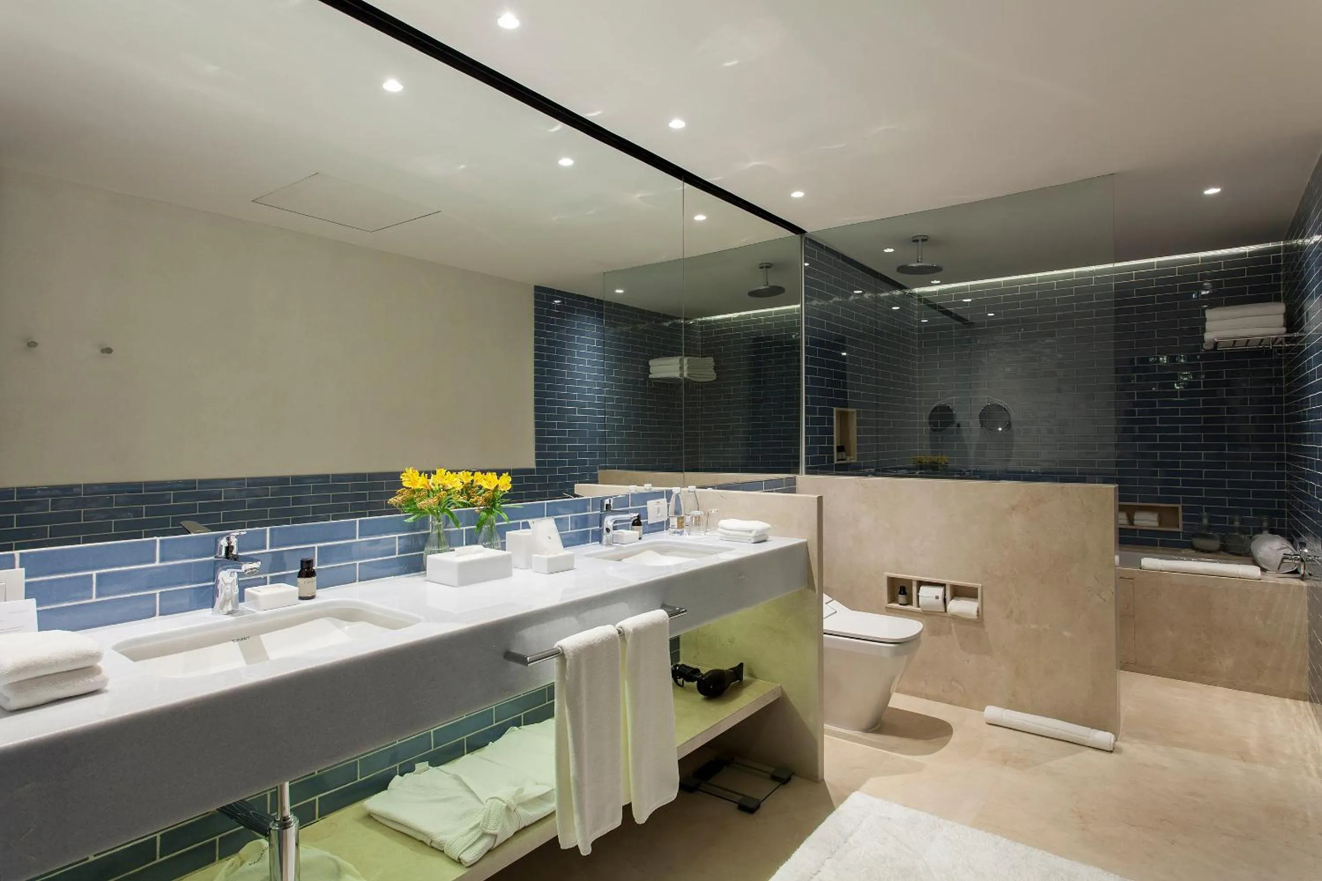 Bathroom in Hotel Fasano Salvador