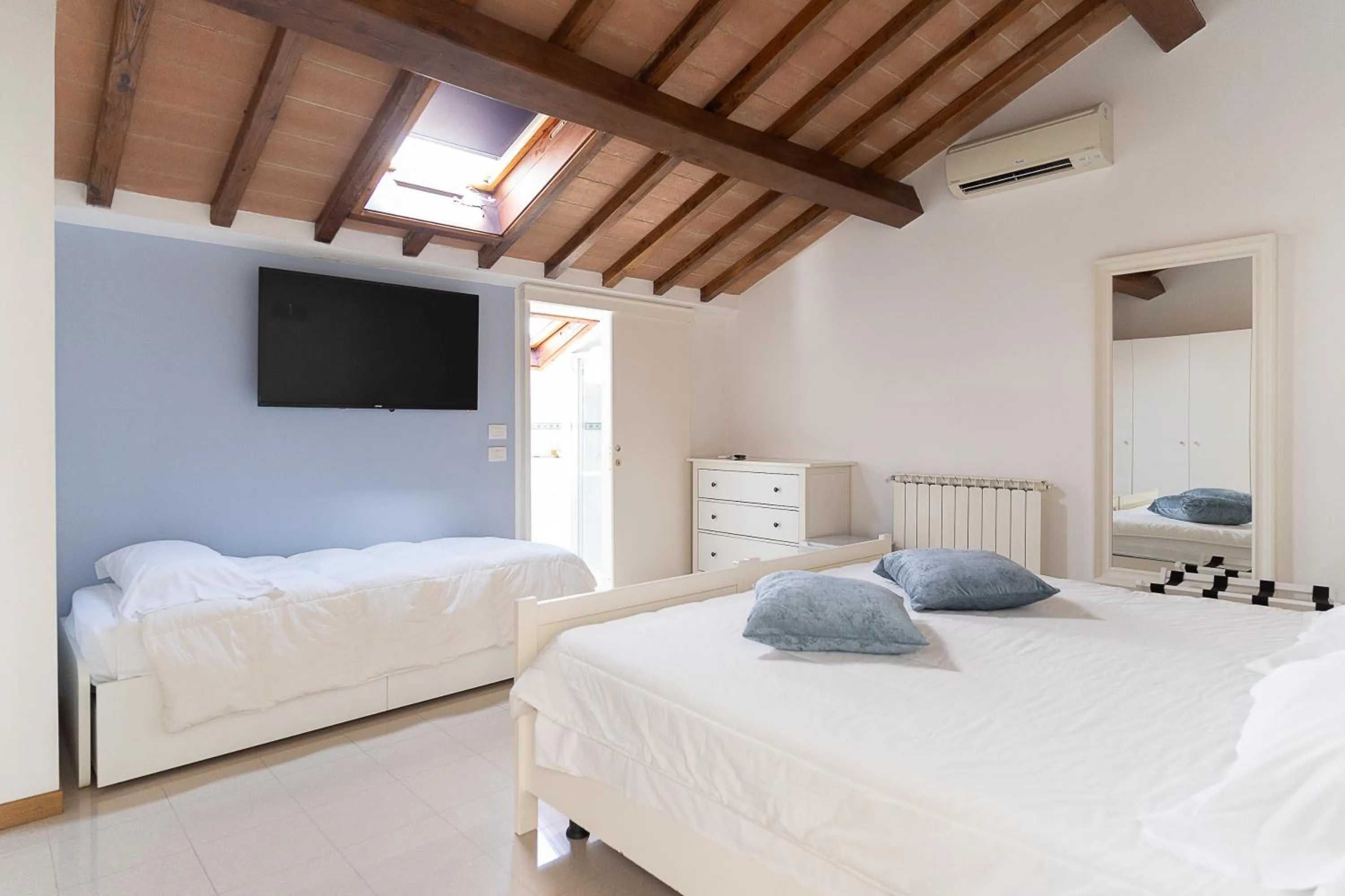 Bed in Hotel Bellonda