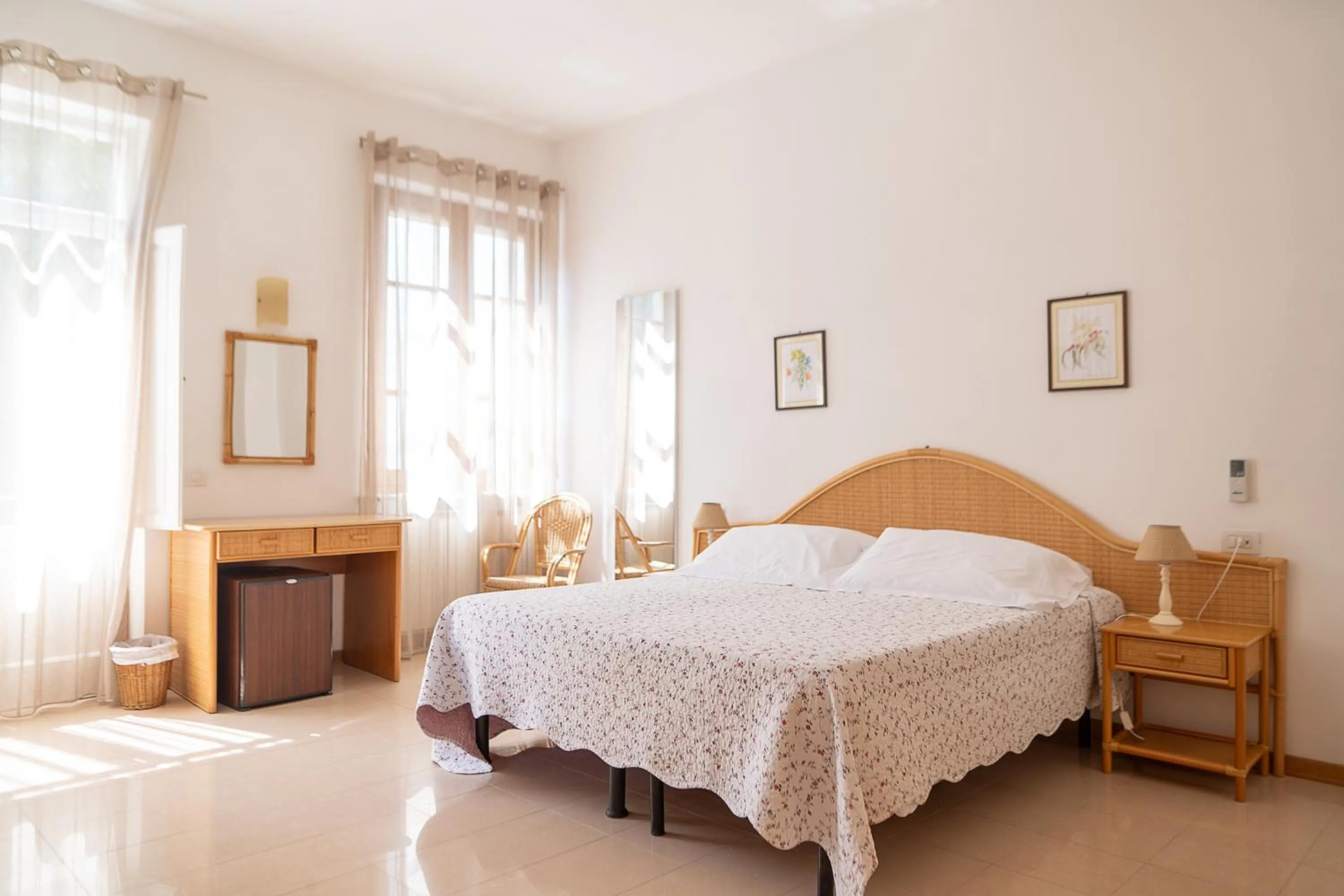 Bed in Hotel Bellonda